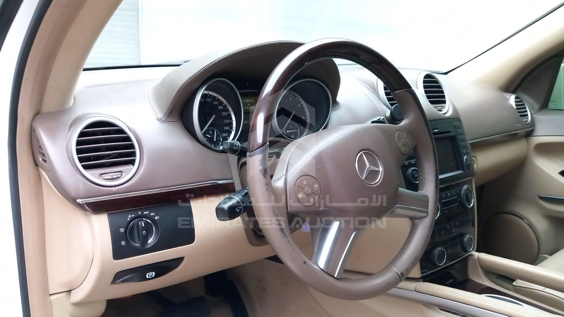 2011 MERCEDES GL 500 VIN: WDCBF8GE2BA653329