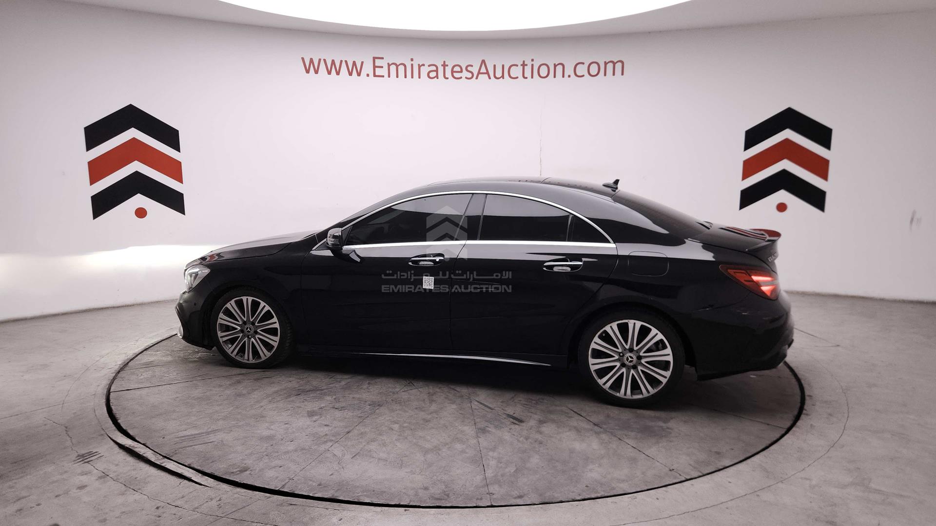 2018 MERCEDES CLA 250 VIN: WDDSJ4EB3JN564078