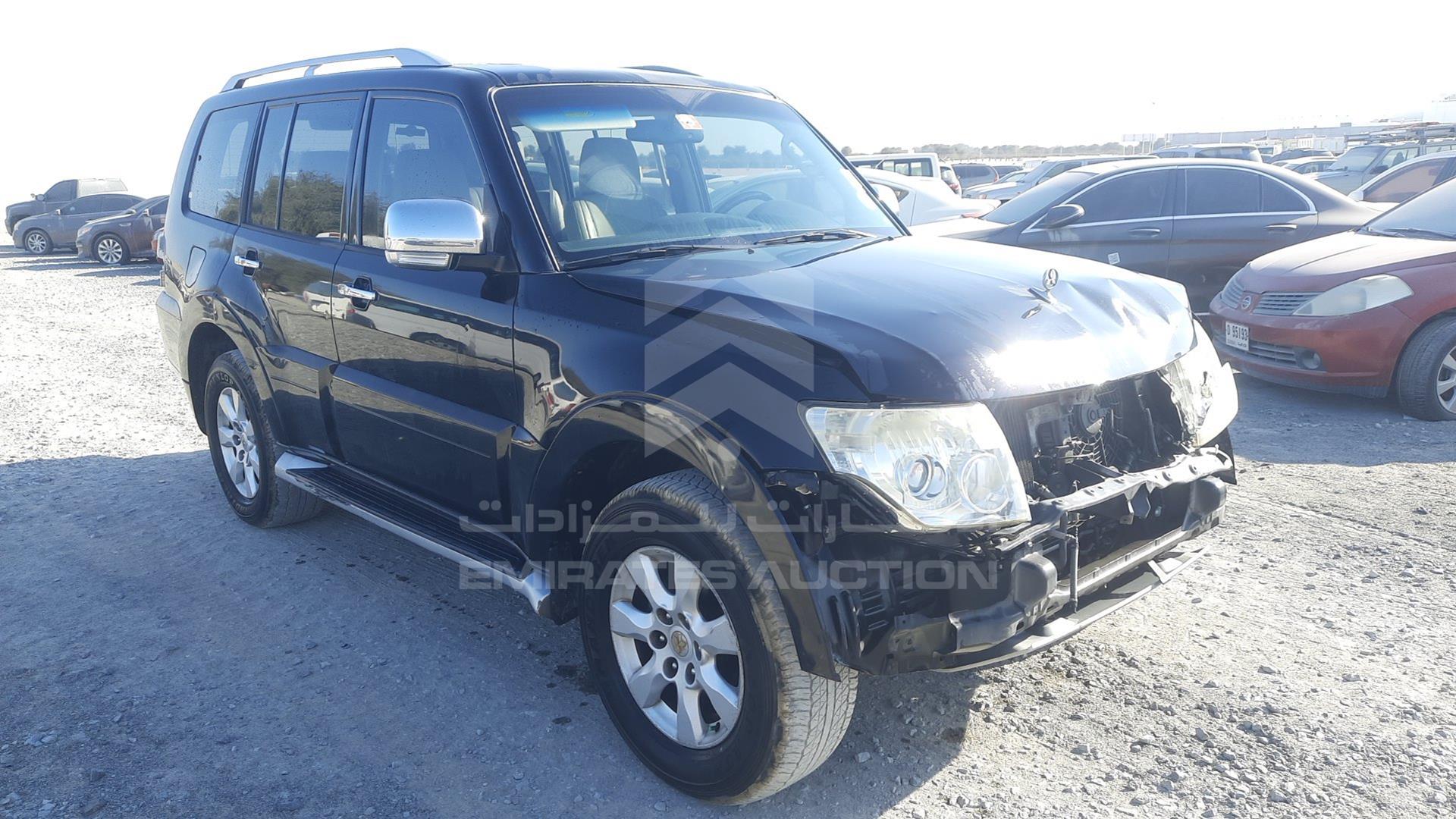 2011 MITSUBISHI PAJERO VIN: JMYLRV95WBJ707286