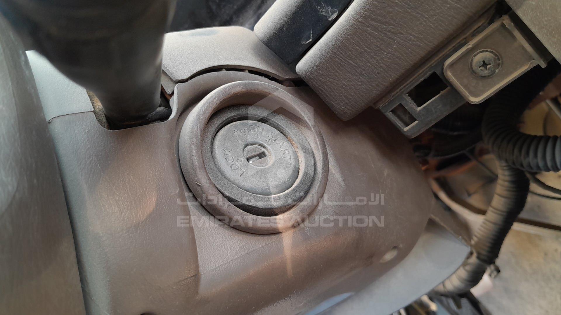 2000 NISSAN PATHFINDER VIN: JN8AR07Y9YW402831
