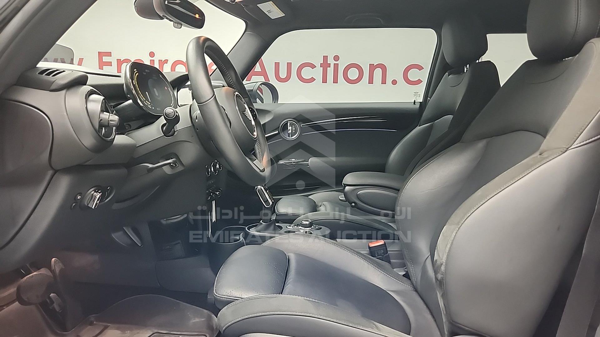 2023 MINI COOPER S VIN: WMW13DJ02P2T19199