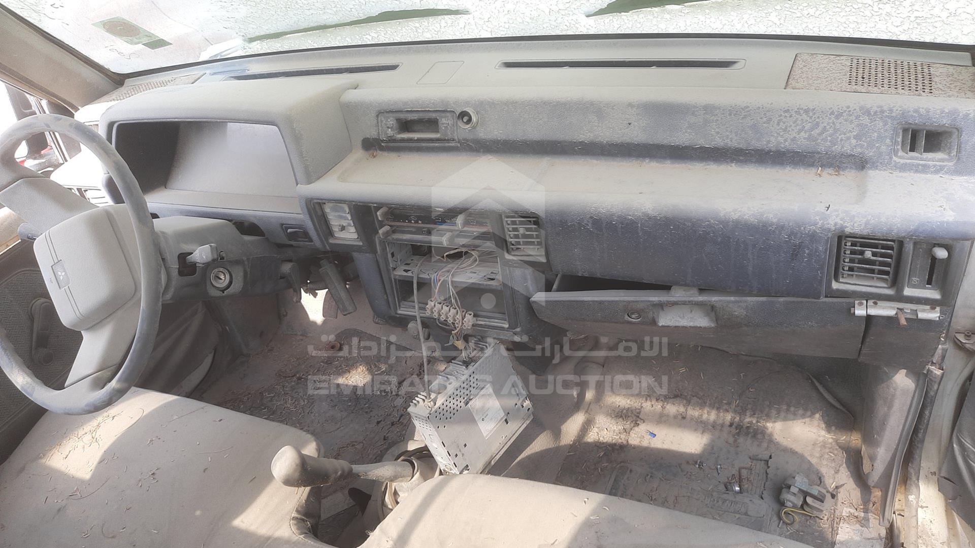2001 MITSUBISHI L 200 VIN: JMY0NK1201P700460
