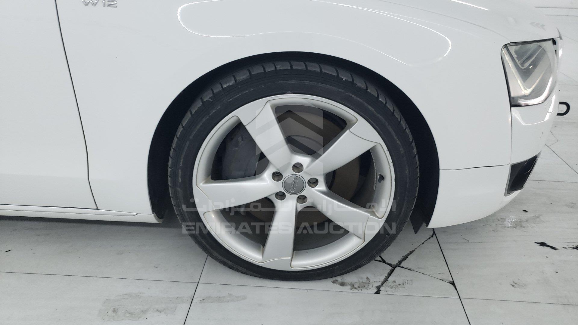 WAUR4B4H5CN012950 - 2012 Audi A8 - #353160
