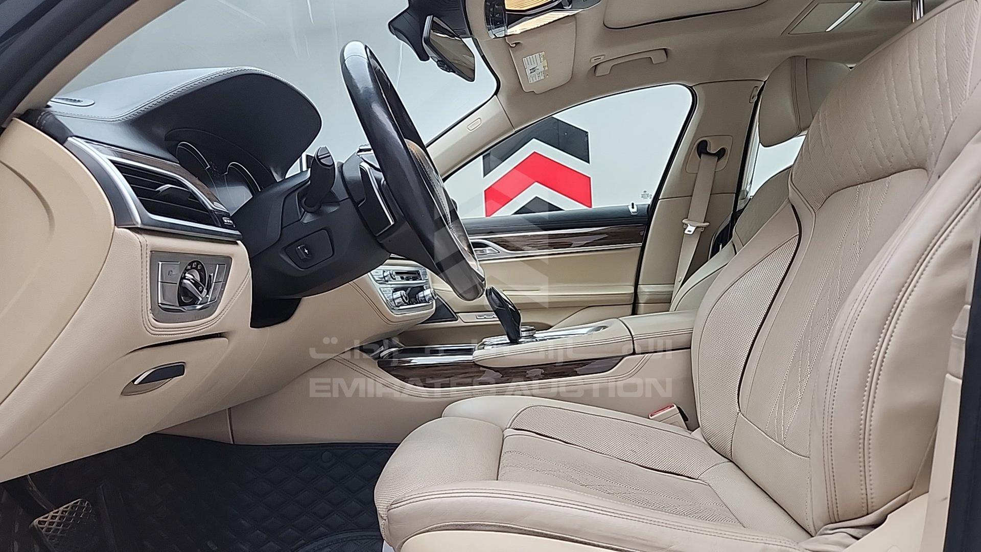 2016 BMW 740 VIN: WBA7E2C59GG546751