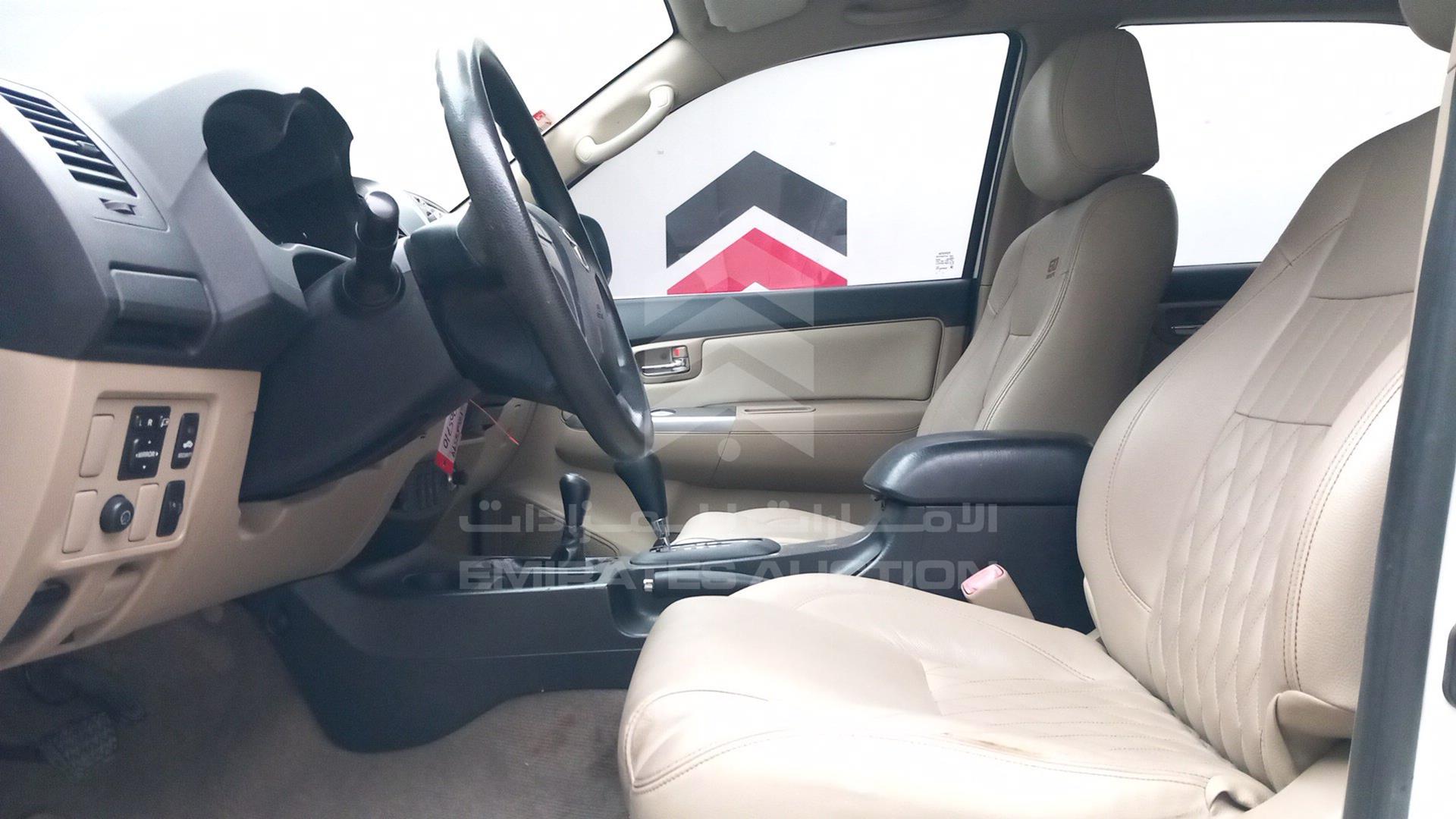 2015 TOYOTA FORTUNER VIN: MHFYX59G7F8068399