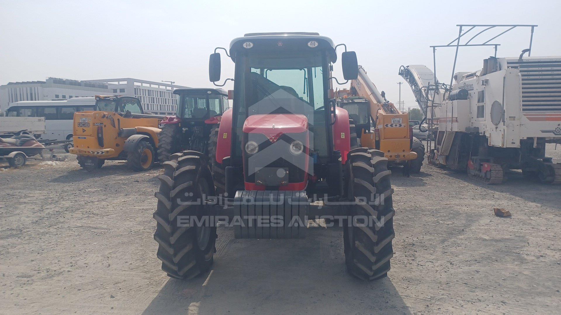 2019 MASSEY FERGUSON --- VIN: AGCM1204AC5033002