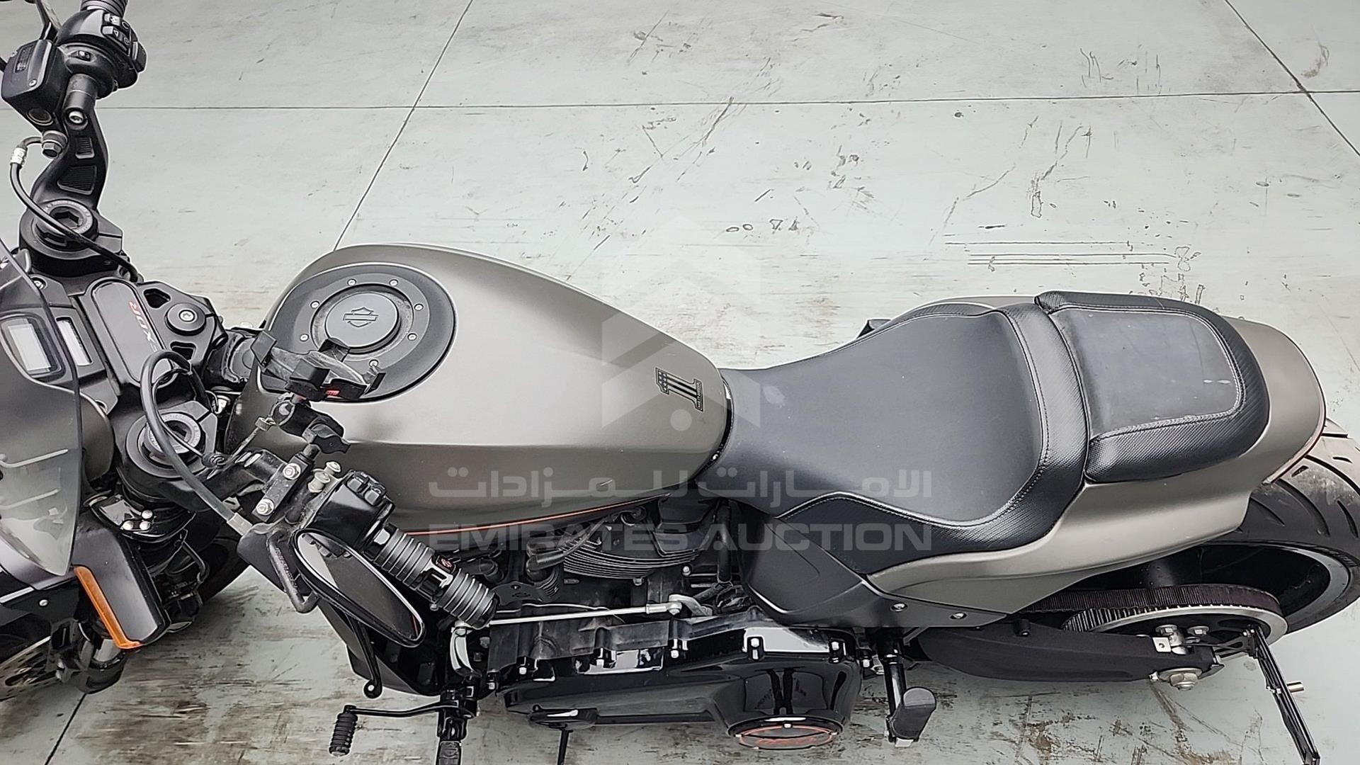 2019 HARLEY-DAVIDSON --- VIN: 5HD1YVKCXKC011842