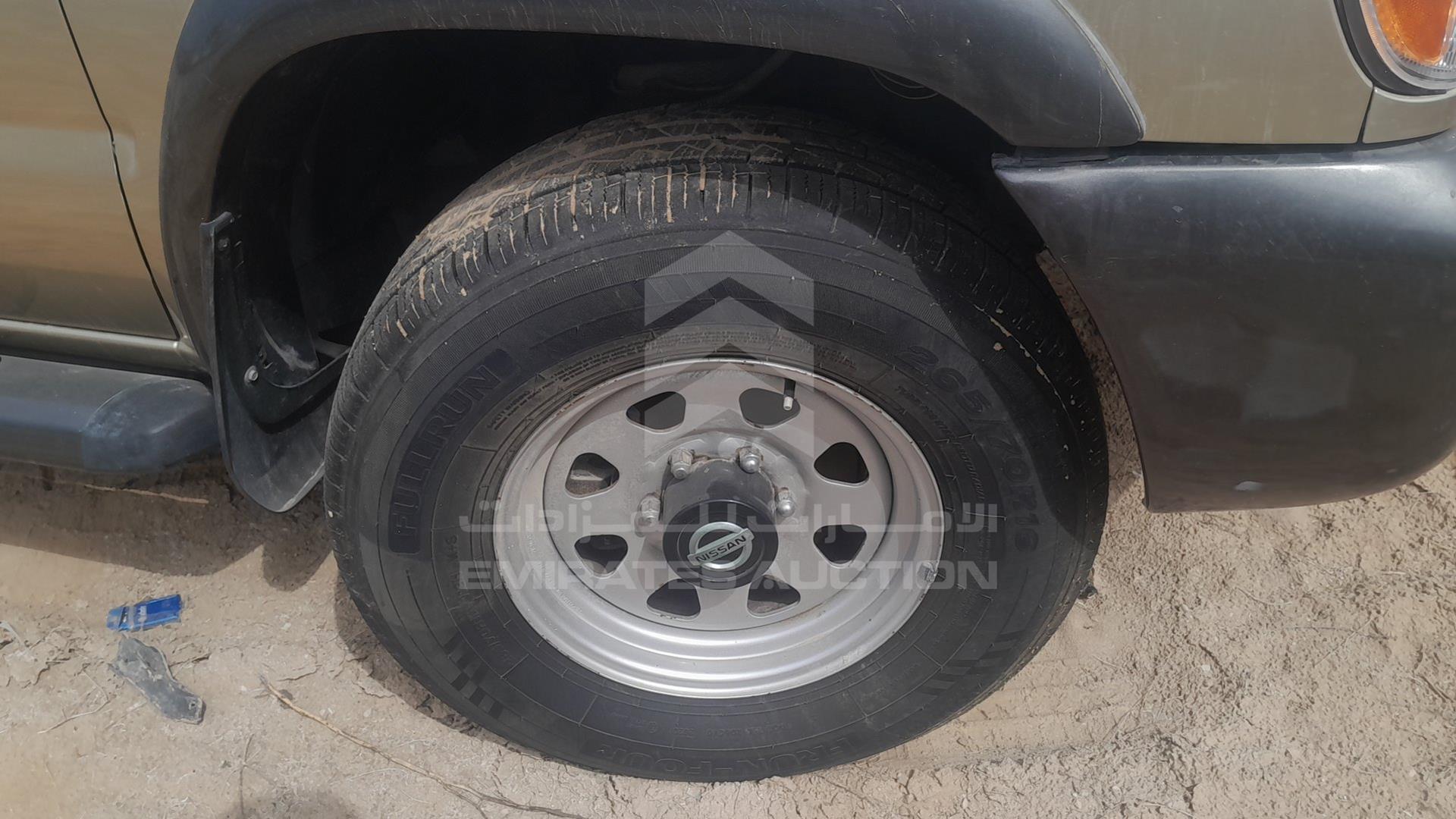 2002 NISSAN PATHFINDER VIN: JN8AR05Y92W523305