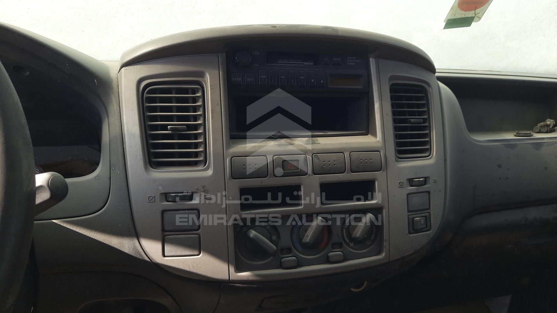 2010 NISSAN URVAN VIN: JN6AE54S2AX021274