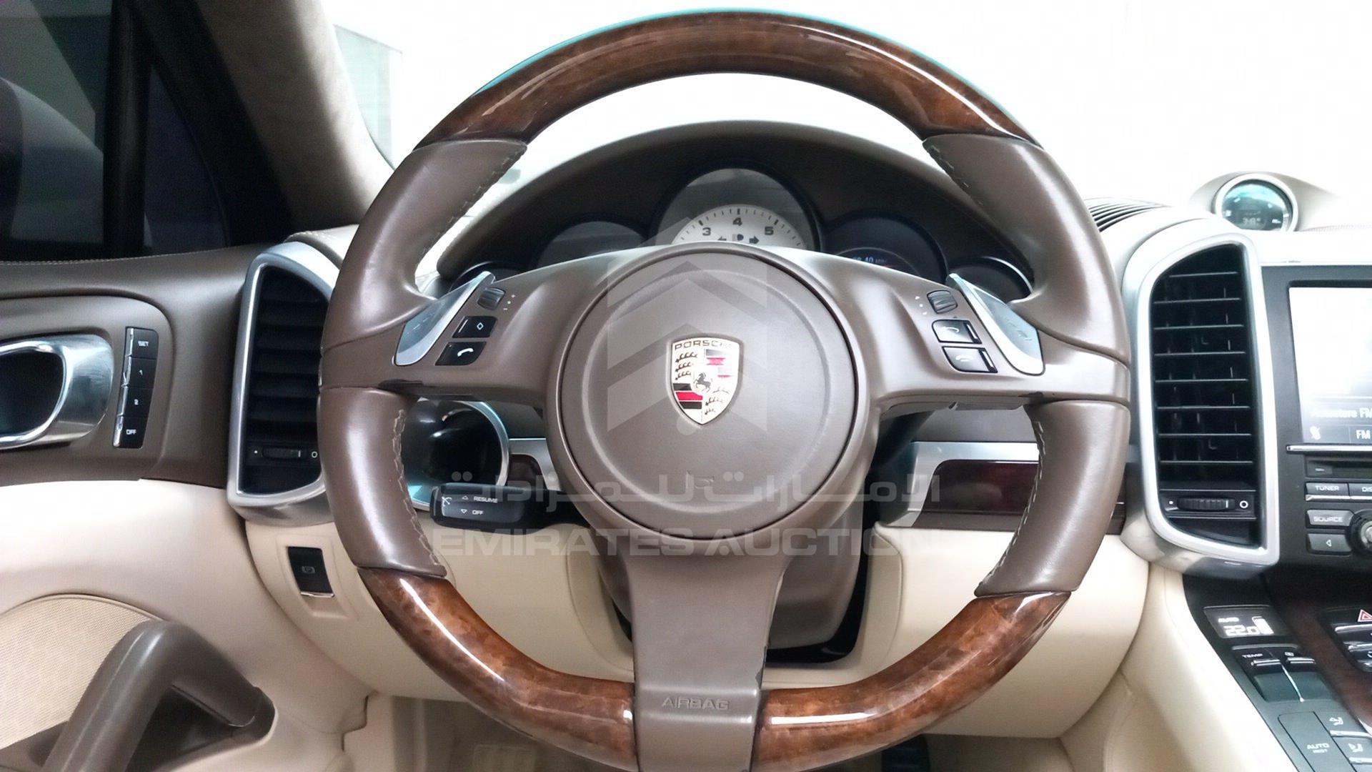 2011 PORSCHE CAYENNE VIN: WP1ZZZ92ZBLA49779