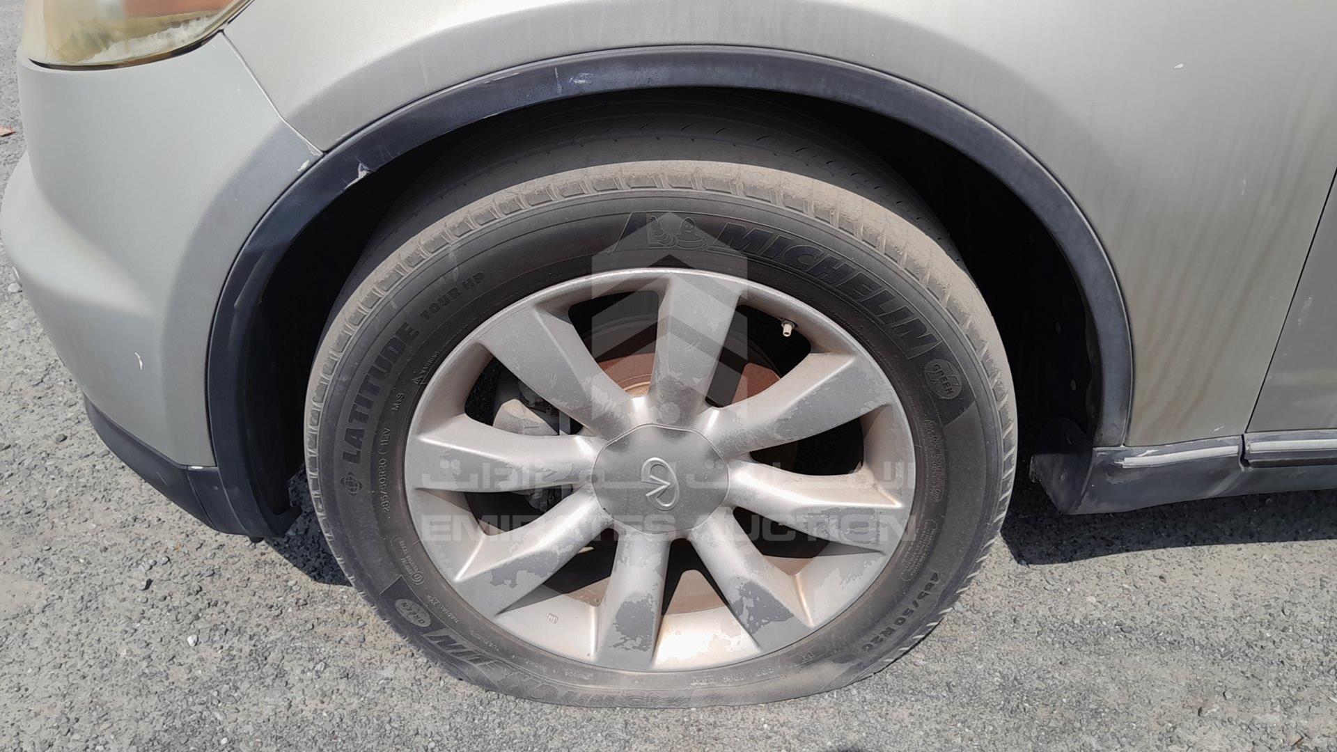 2003 INFINITI FX 45 VIN: JNRBS08W93X401327