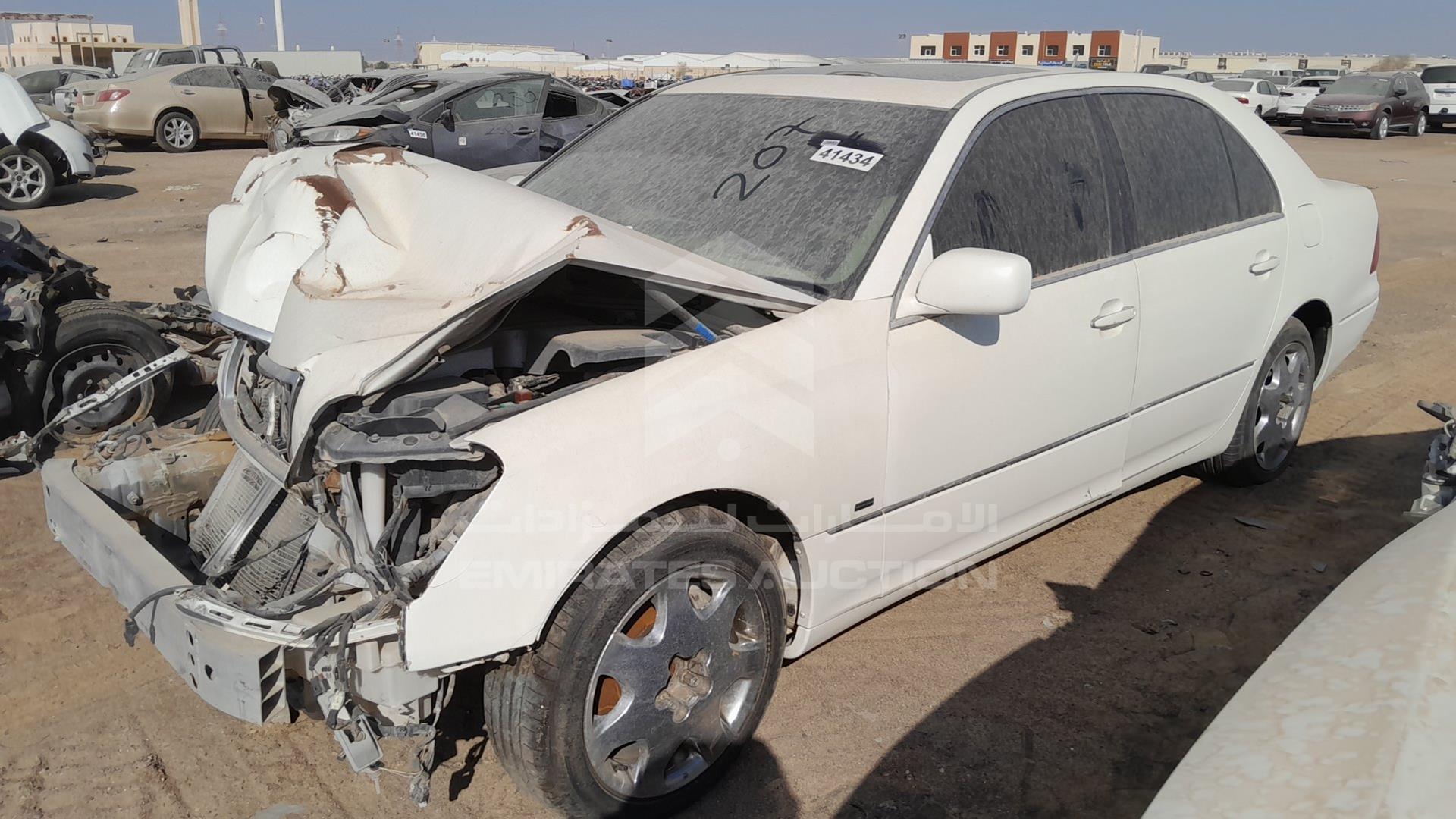 2001 LEXUS LS 430 VIN: JTHBN30F110018684