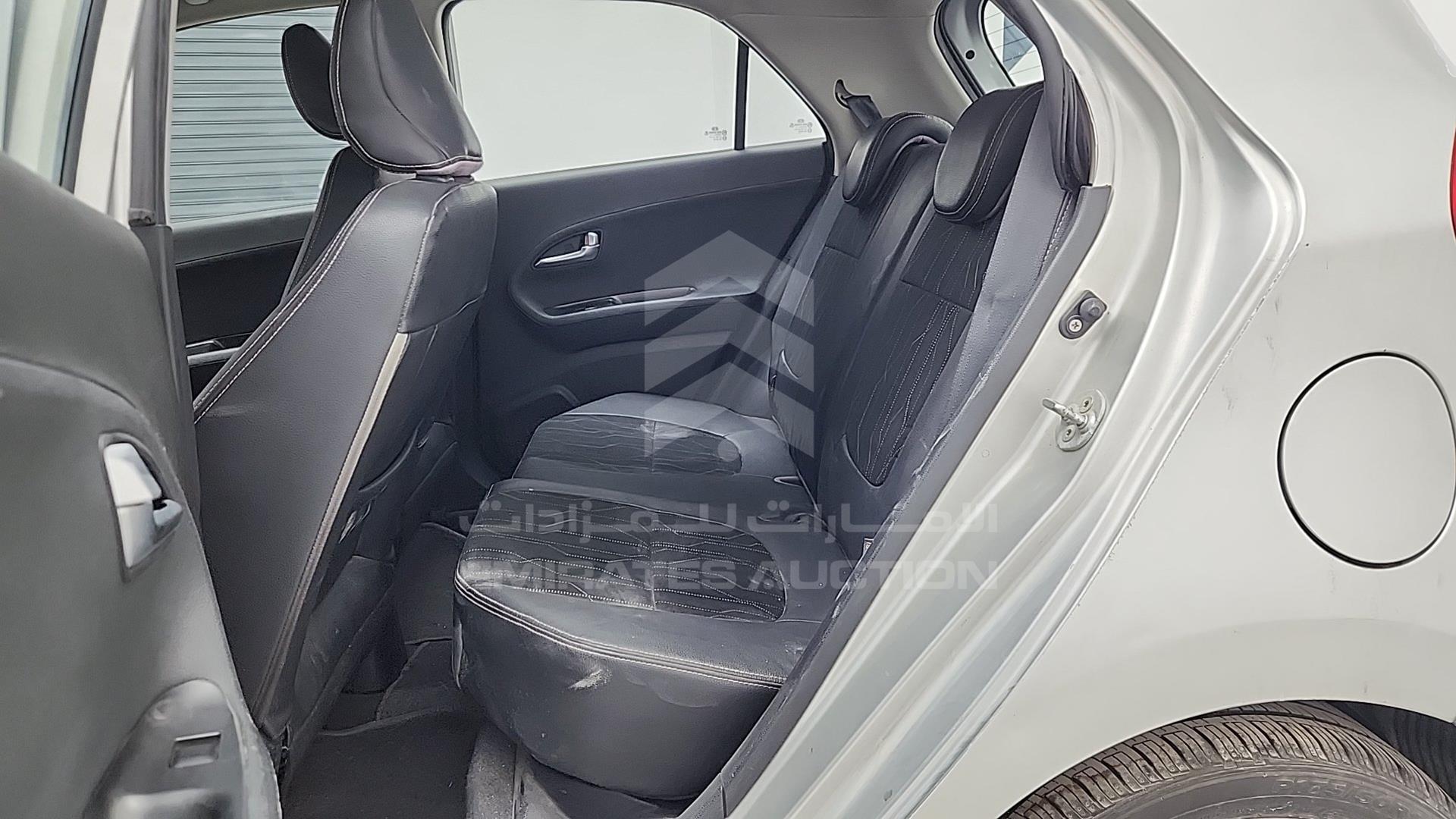 2012 KIA PICANTO VIN: KNABX5121CT184415