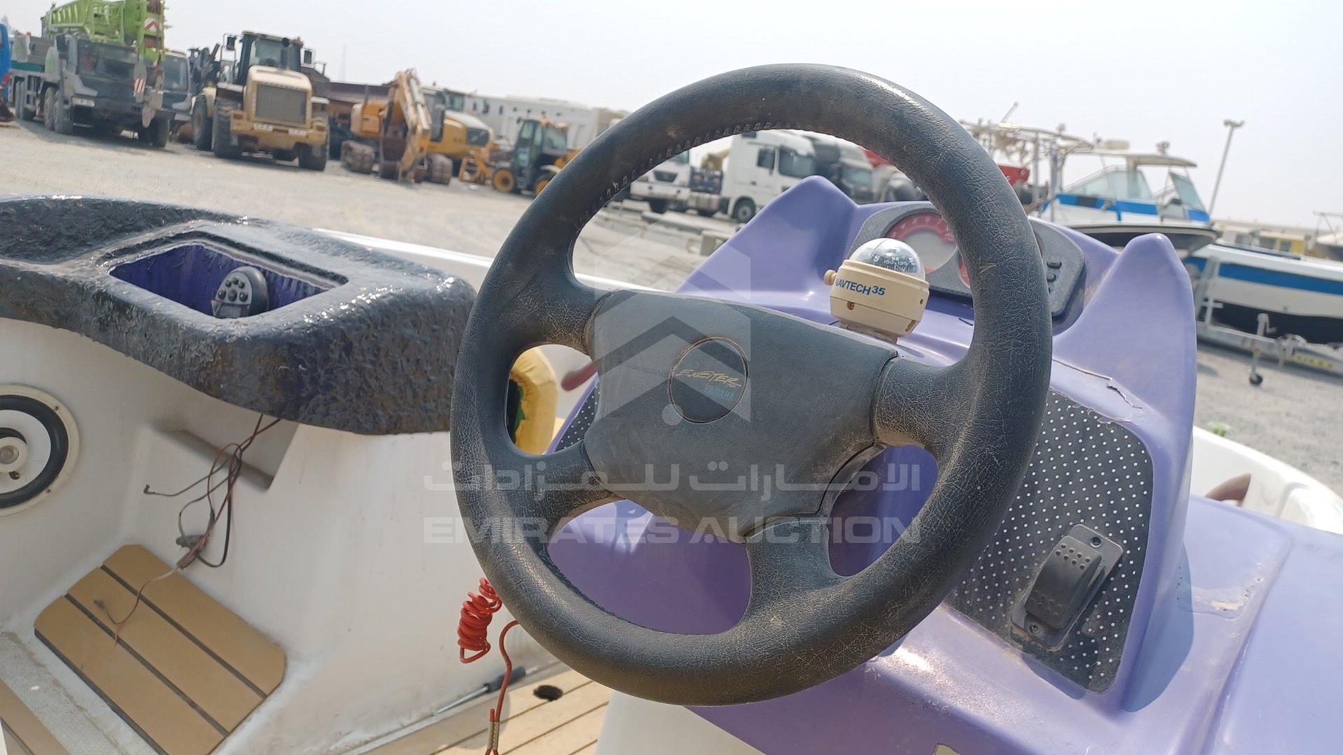 0 BOAT + TROLLEY --- VIN: JPMLIT0010236B