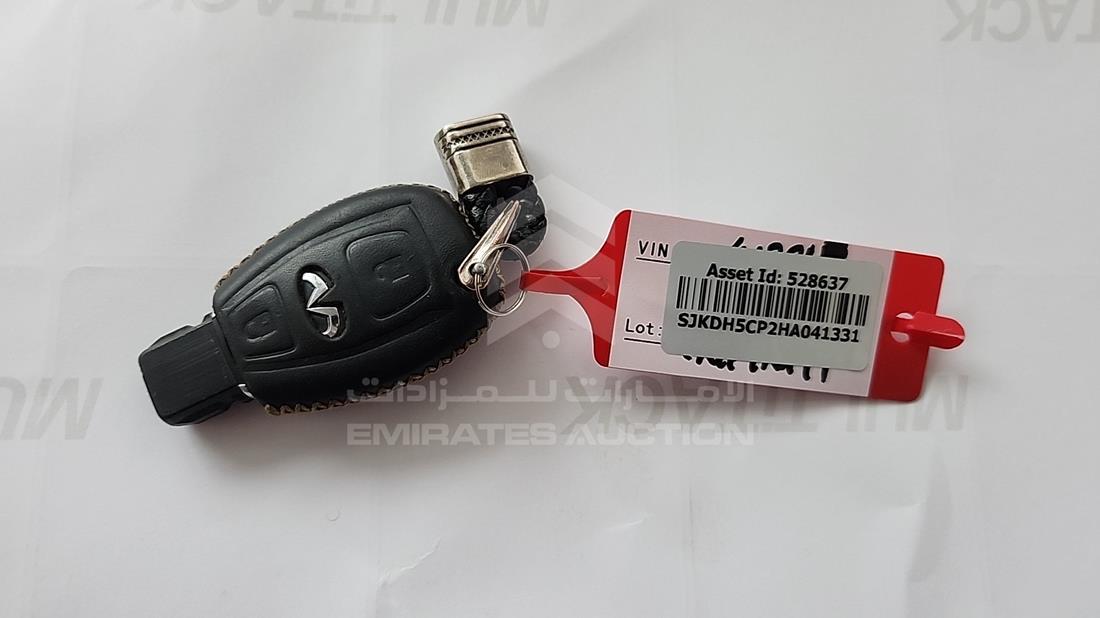 2017 Infiniti QX 30 — Keys — Photo 6