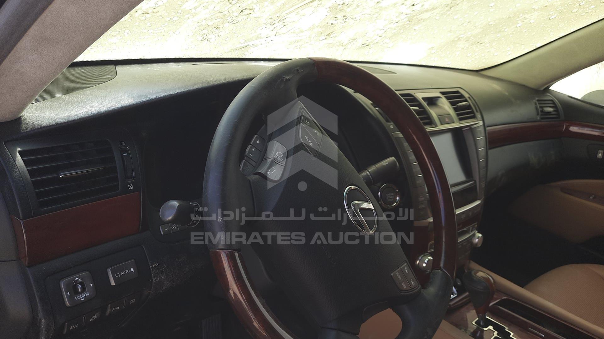 2012 LEXUS LS 460 L VIN: JTHGL1EF5C5045403