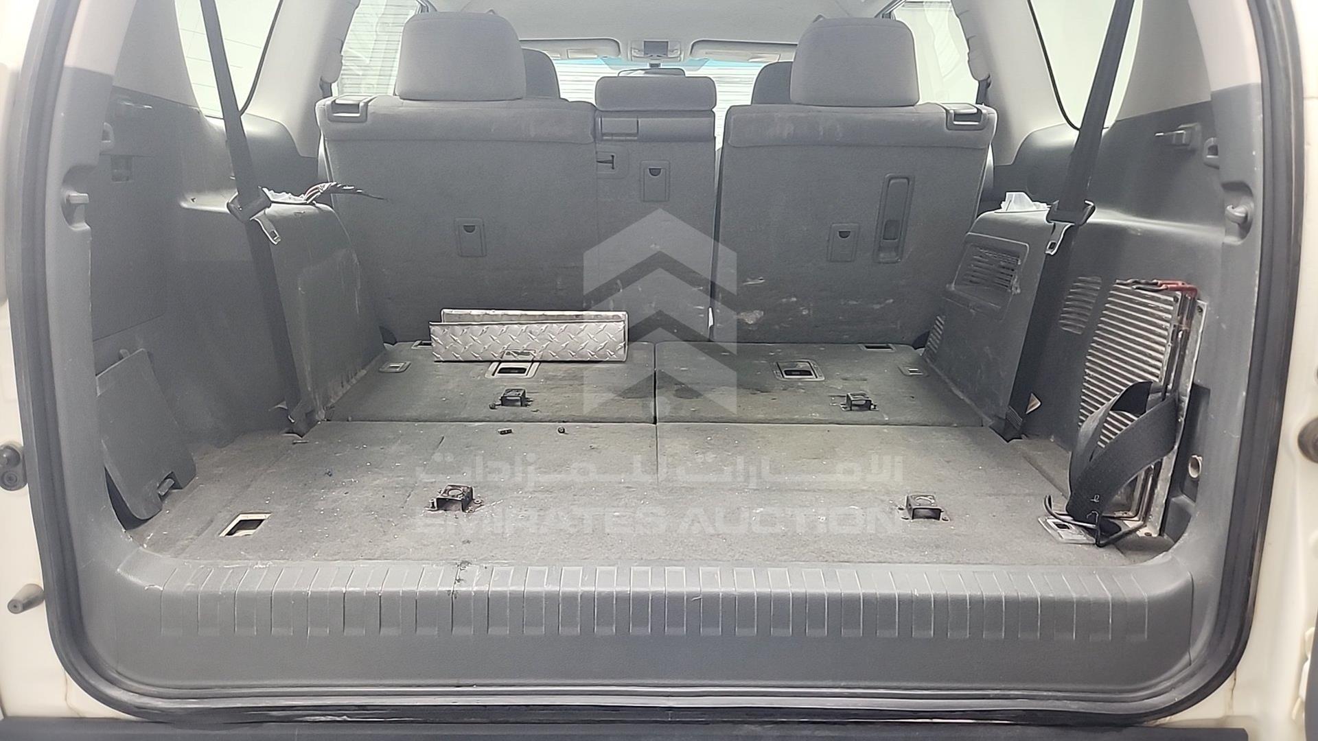 2011 TOYOTA PRADO VIN: JTEJU9FJ9B5018625