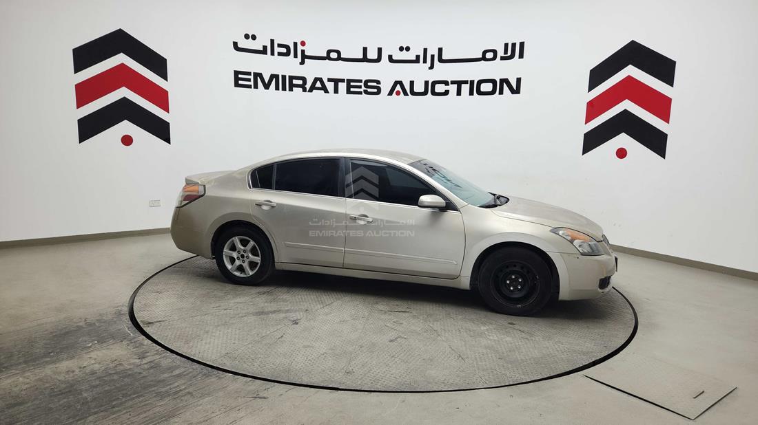 2009 Nissan Altima — Right Full View — Photo 40
