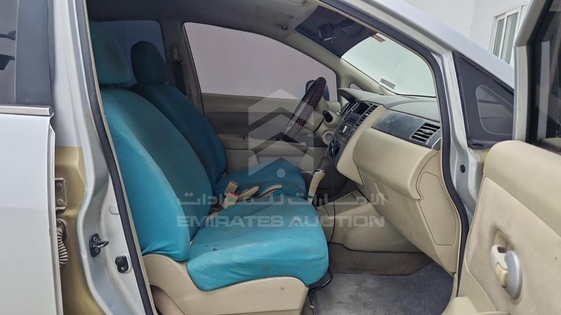 2009 Nissan — Front Right Passenger Seat View — Photo 25