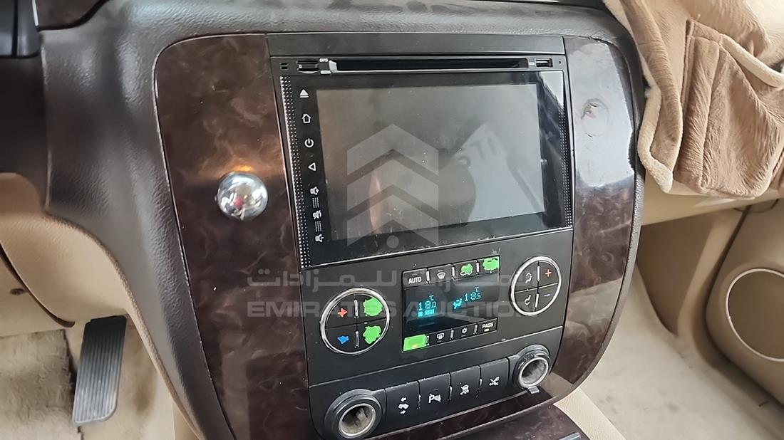 2009 GMC Yukon — Dent — Photo 30