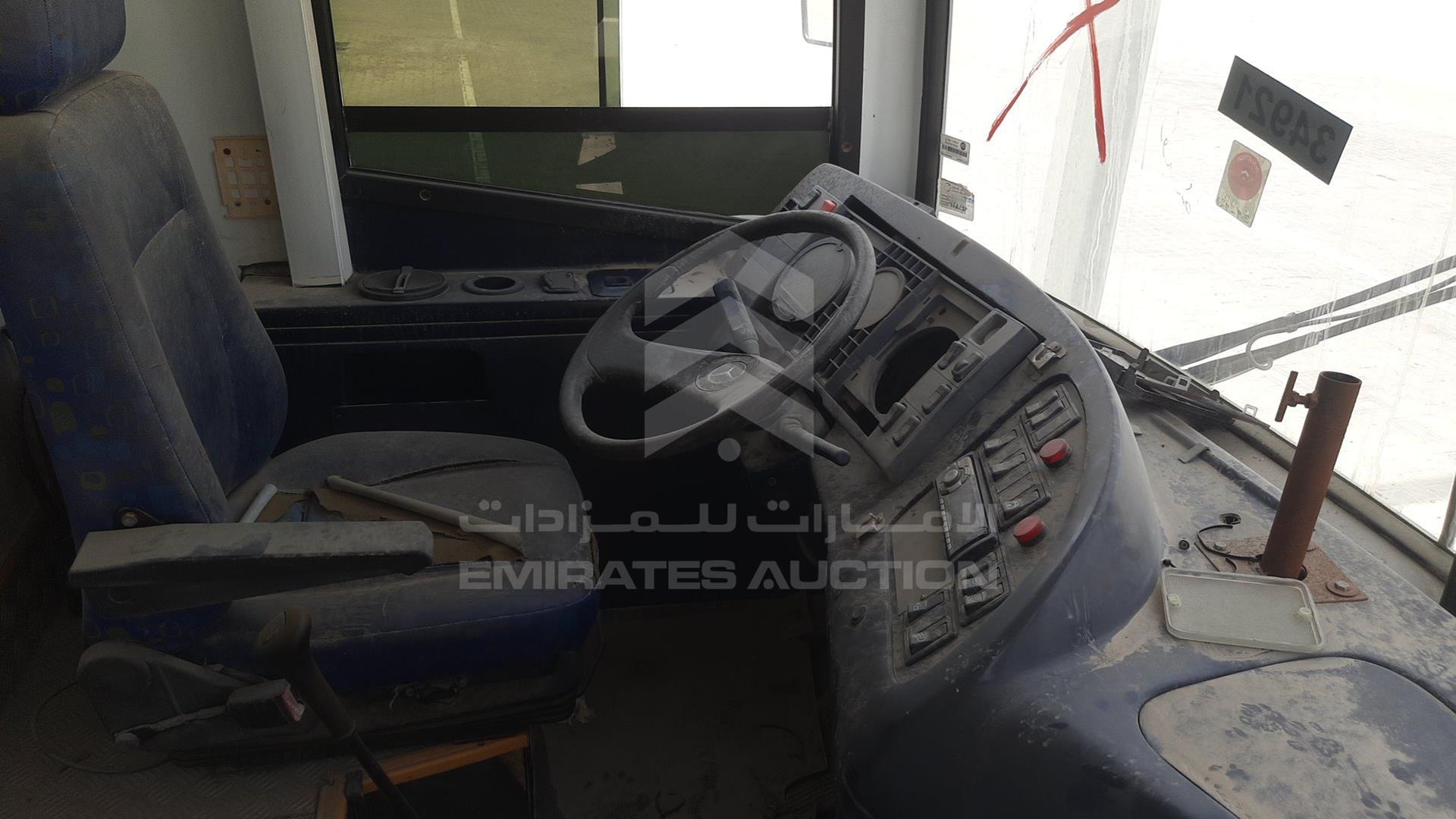 0 MERCEDES BUS VIN: 9BM3820857B515843