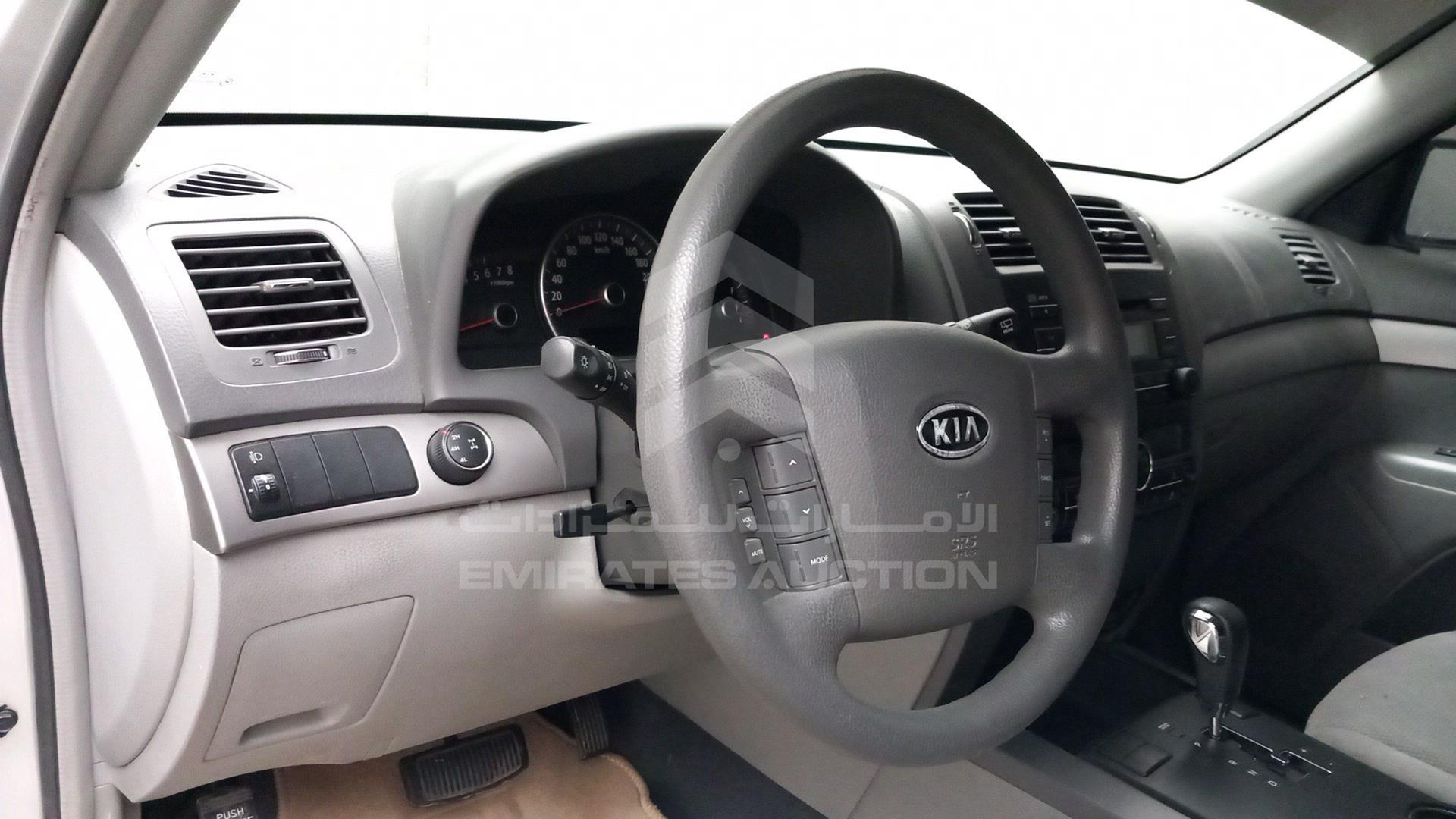 2012 KIA MOHAVE VIN: KNAKN8112C5075464