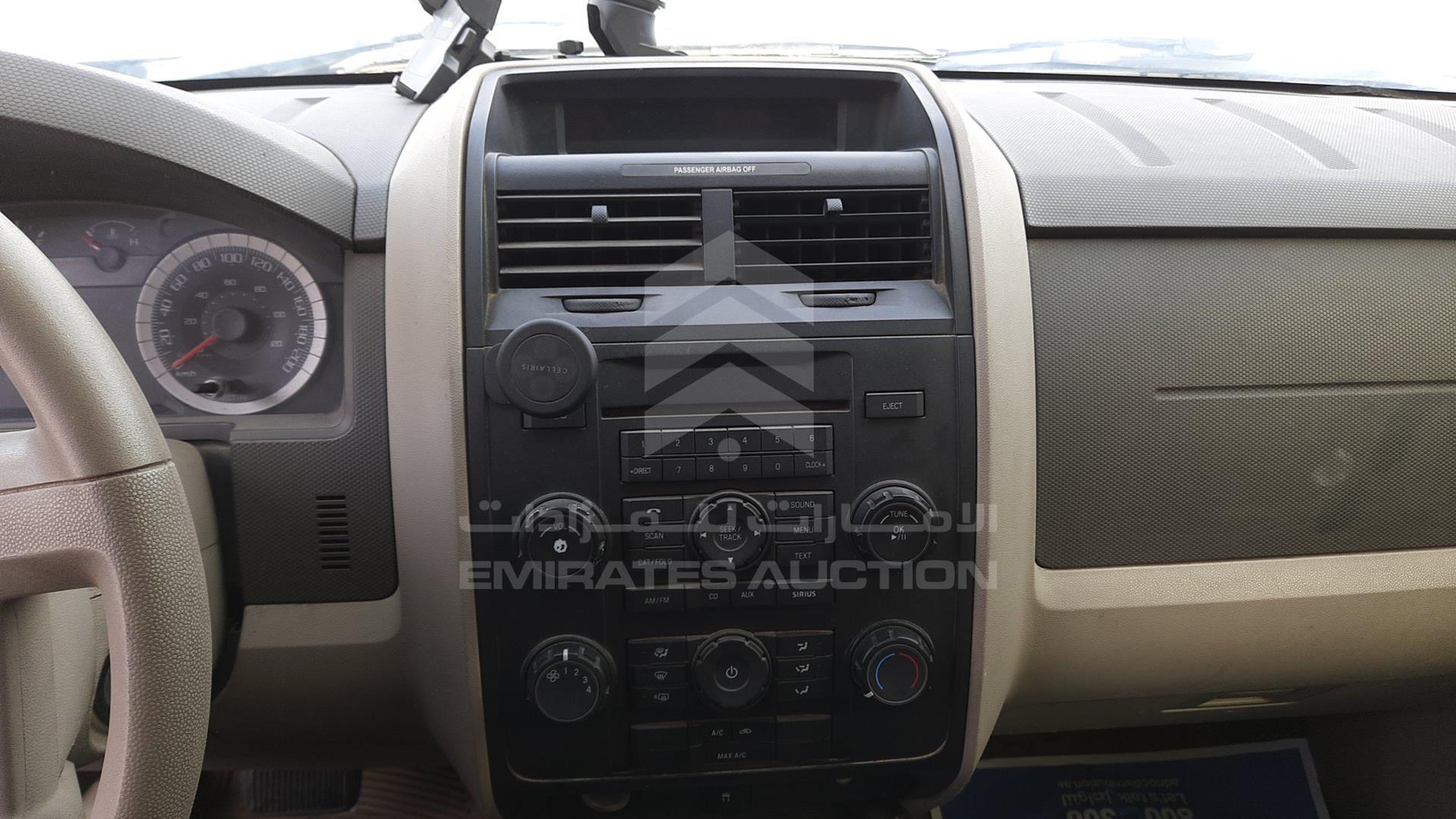 2009 FORD ESCAPE VIN: 1FMCU92G69KA91661