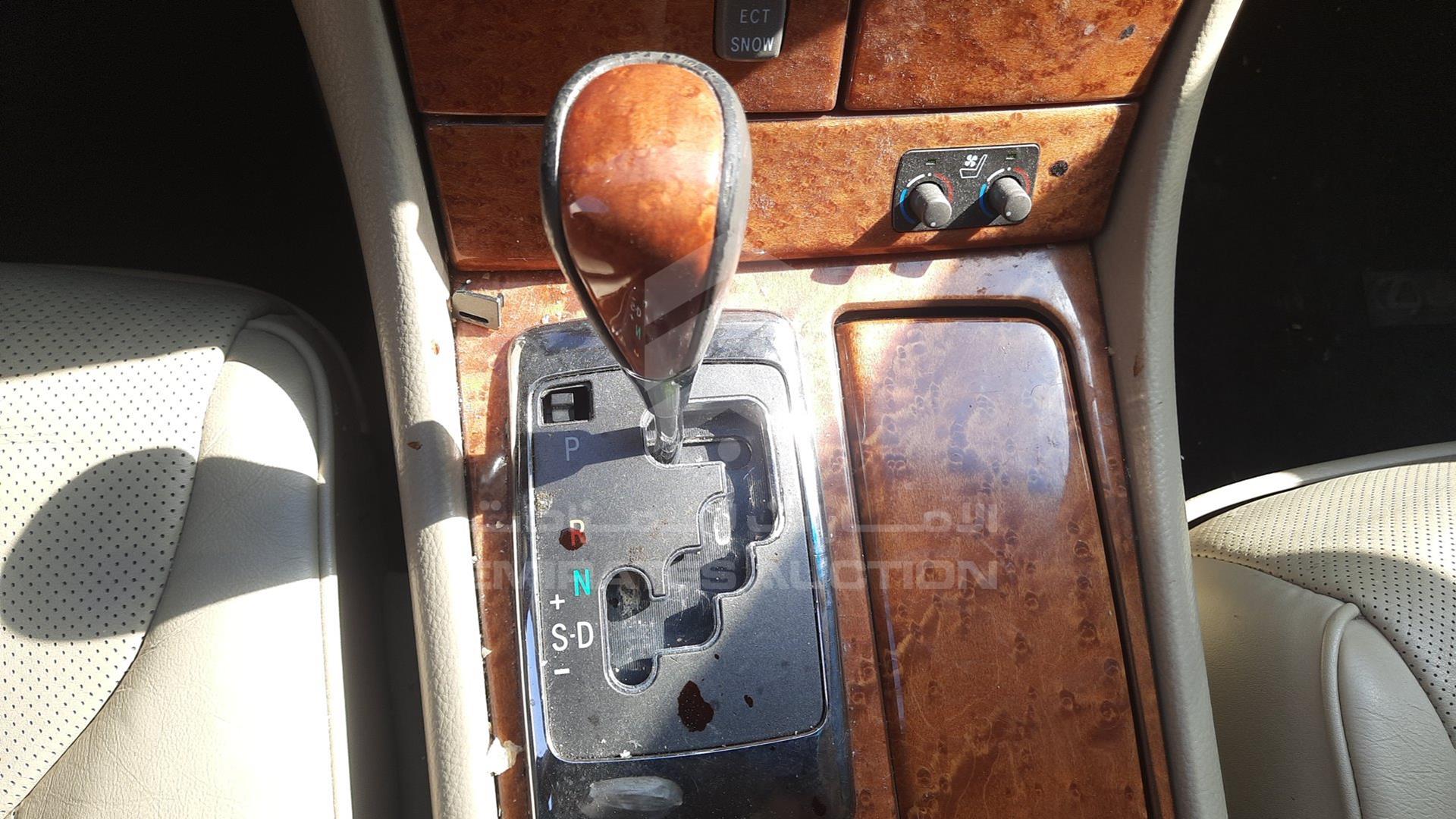 2005 LEXUS LS 430 VIN: JTHBN36F755014185
