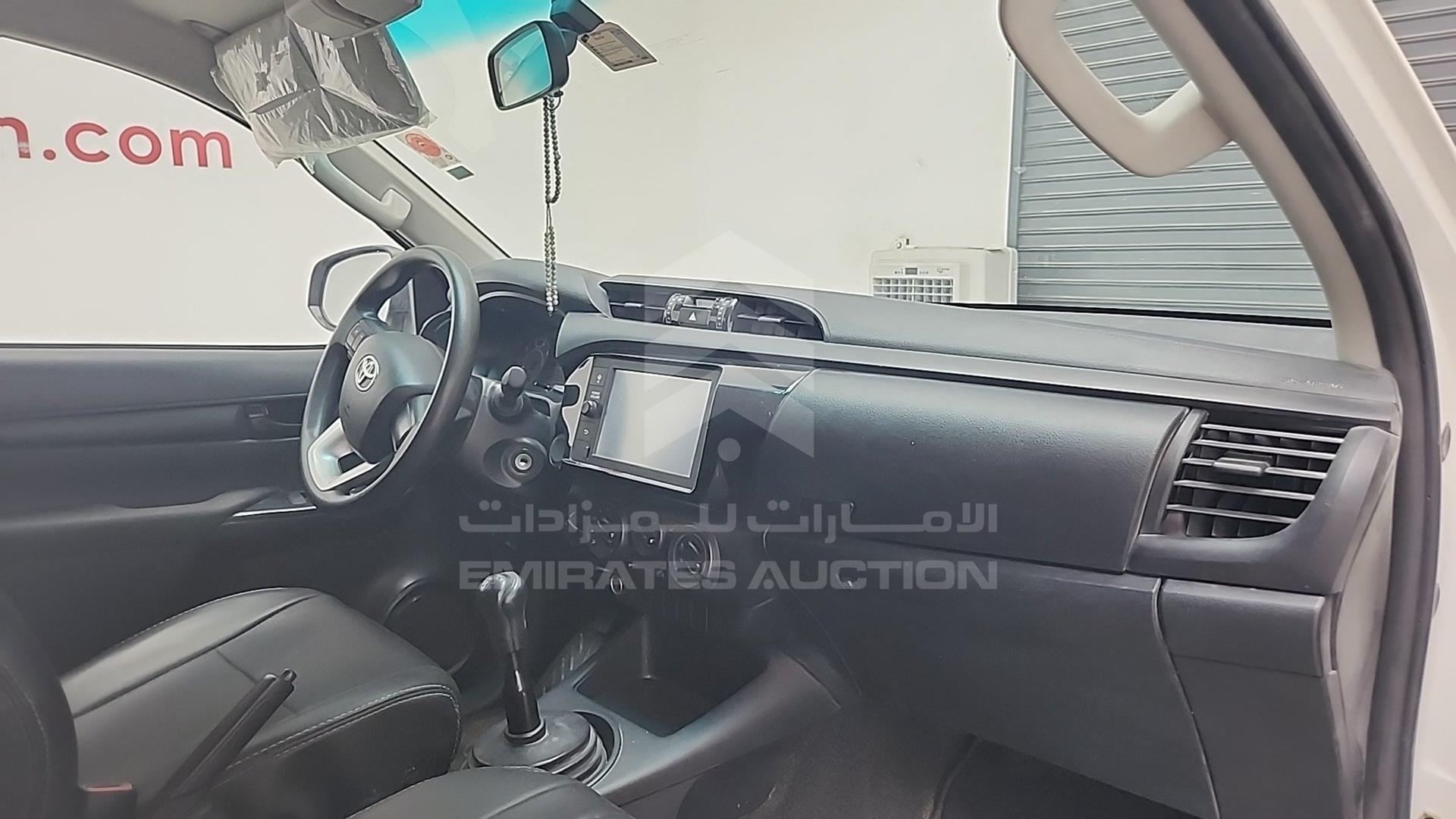 2023 TOYOTA HILUX VIN: MR0DB9CD1P5004085