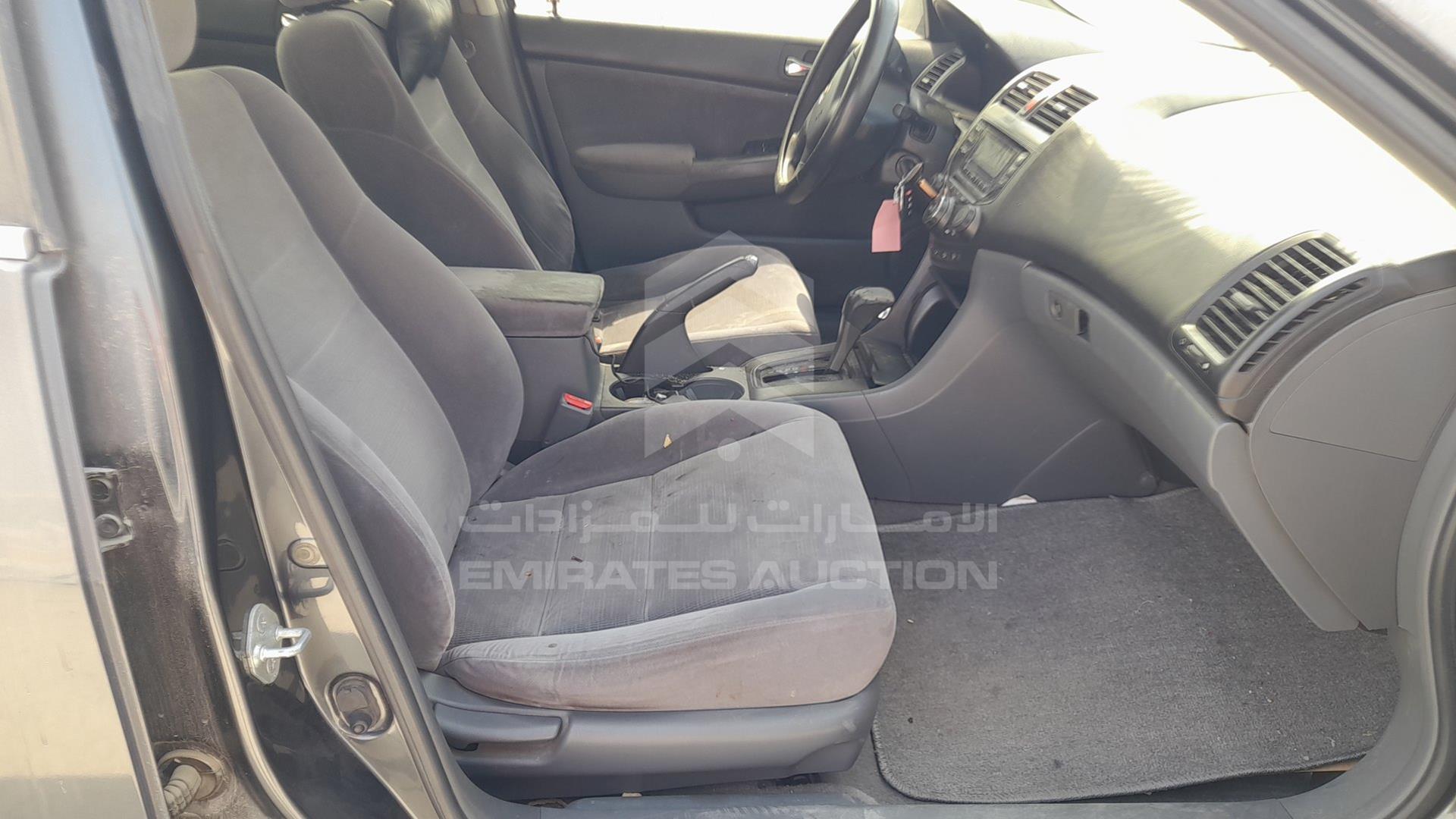 2007 HONDA ACCORD VIN: JHMCM56577C415471