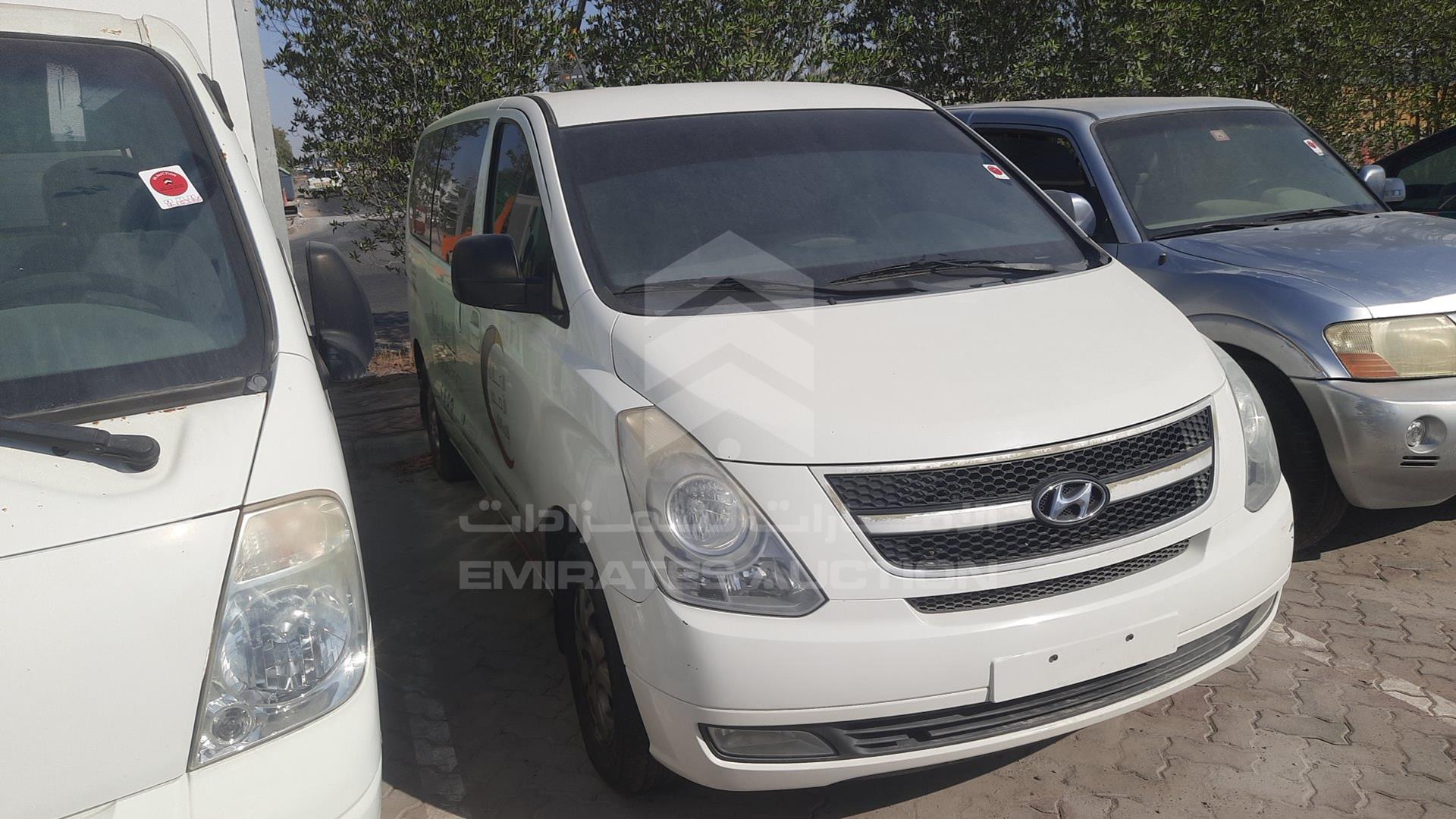 2016 HYUNDAI H1 VIN: KMJWA37R7GU761988