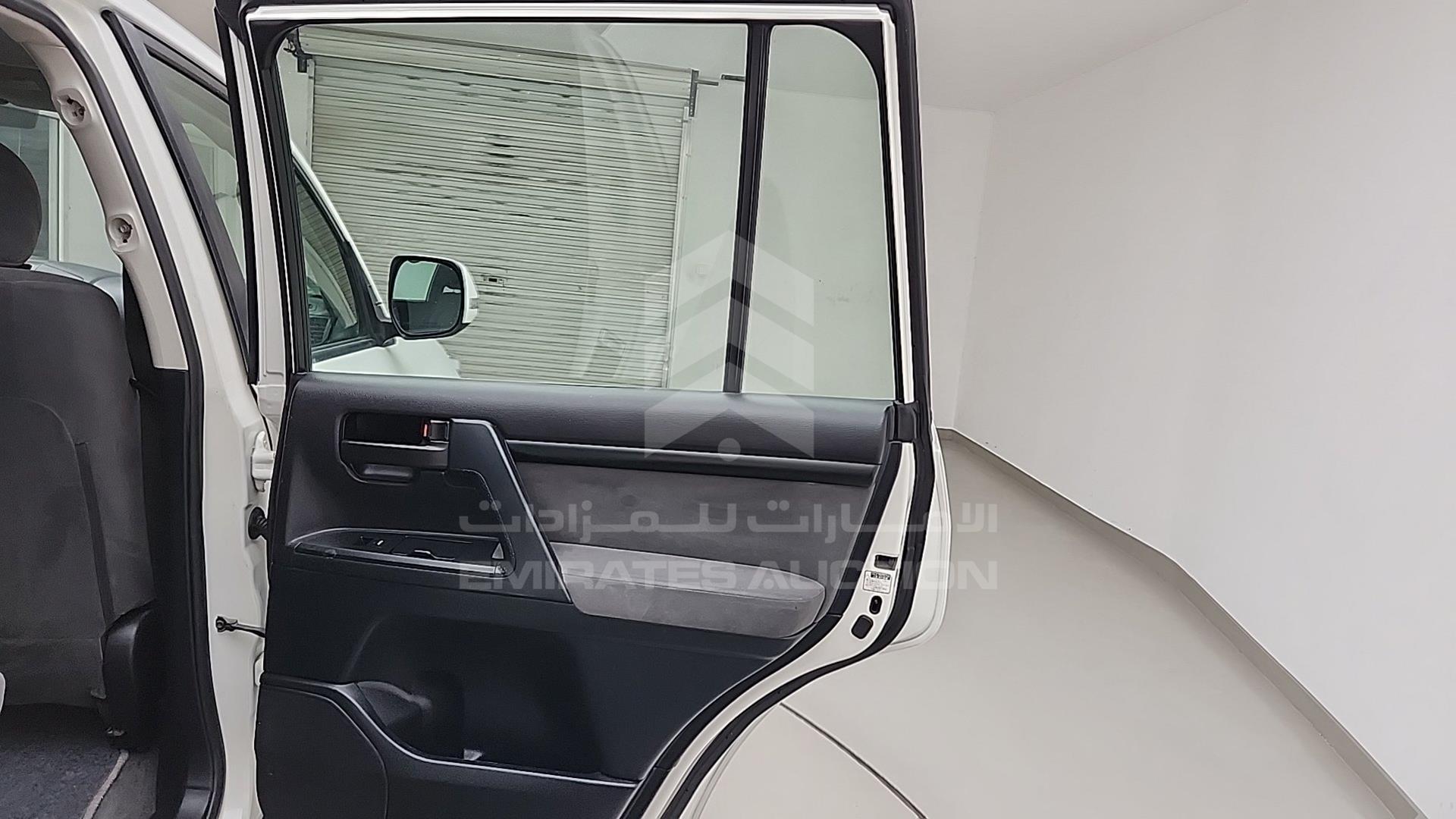 2012 TOYOTA LAND CRUISER VIN: JTMDU09J0C5055735
