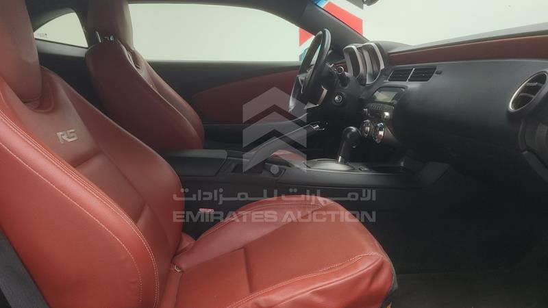 2G1FB1EV4A9210812 Auction: EmiratesAuction Lot: 405395 2G1FB1EV4A9210812 Chevrolet Camaro 2010 BLUE Photo 27