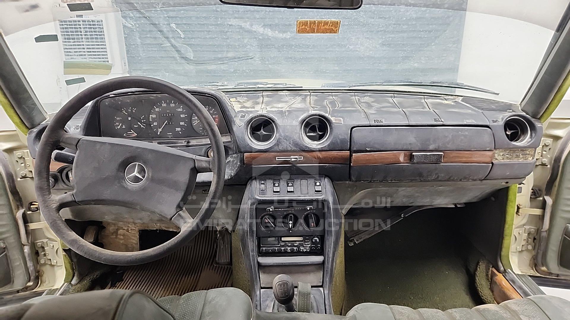 1980 MERCEDES E 280 VIN: WDB12322310143884
