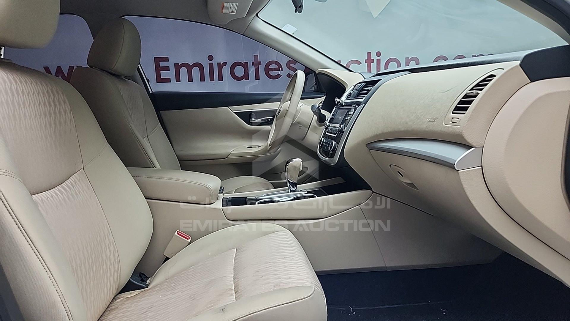 2018 NISSAN ALTIMA VIN: 1N4AL3A92JC293206