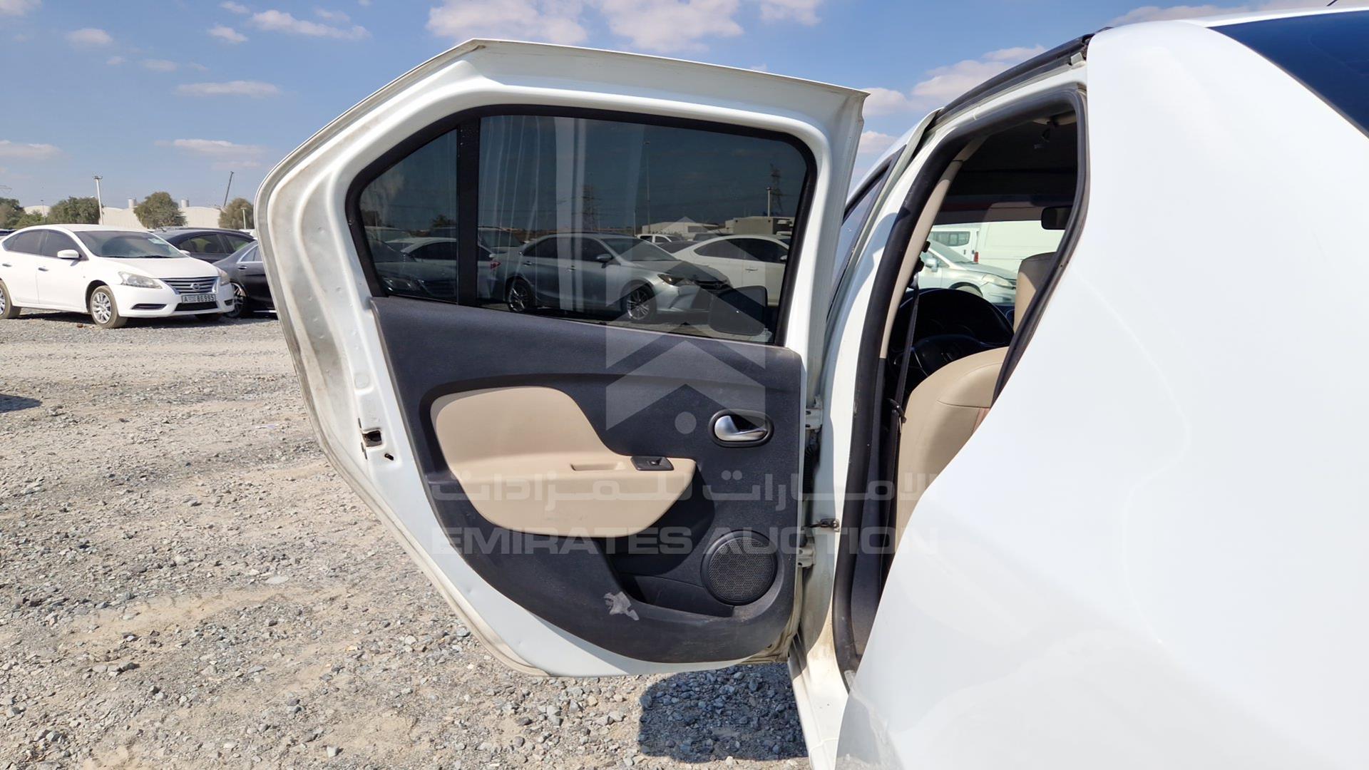 2017 RENAULT SYMBOL VIN: VF14SRAB2HT518524