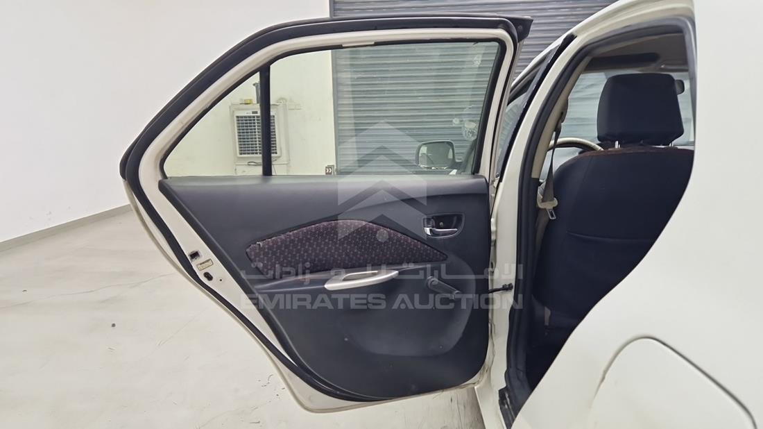 تويوتا ياريس 2008 — الباب الخلفي الأيسر — صورة 20
