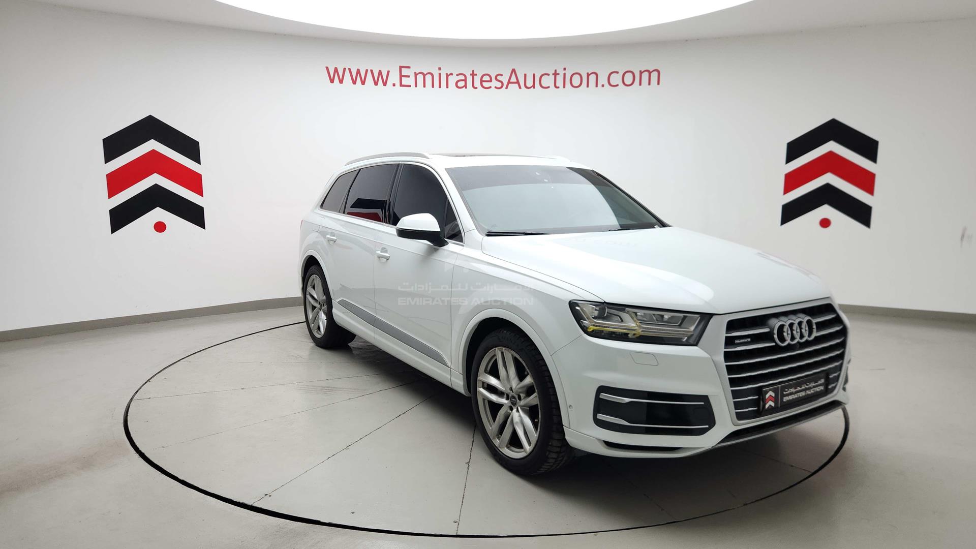 2016 AUDI Q7 VIN: WA1AGDF7XGD001570