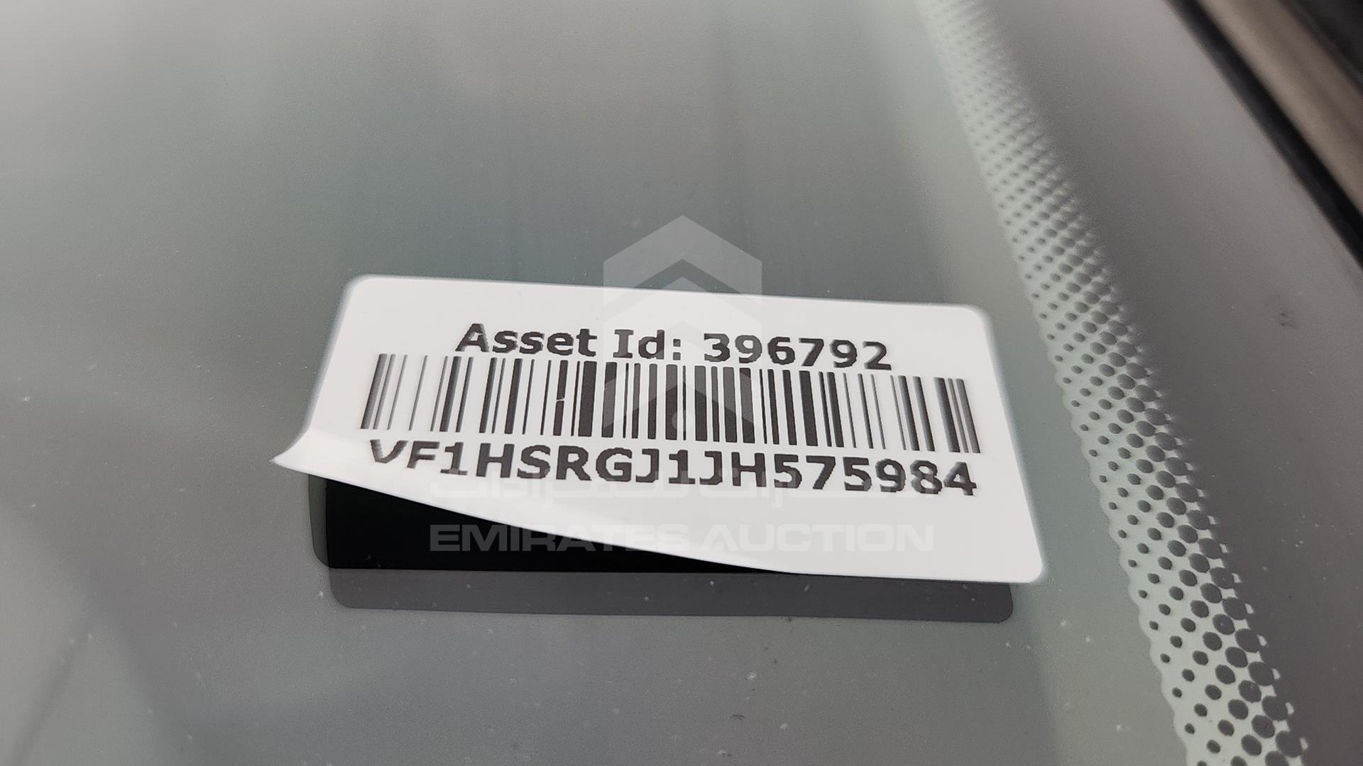 2018 RENAULT DUSTER VIN: VF1HSRGJ1JH575984