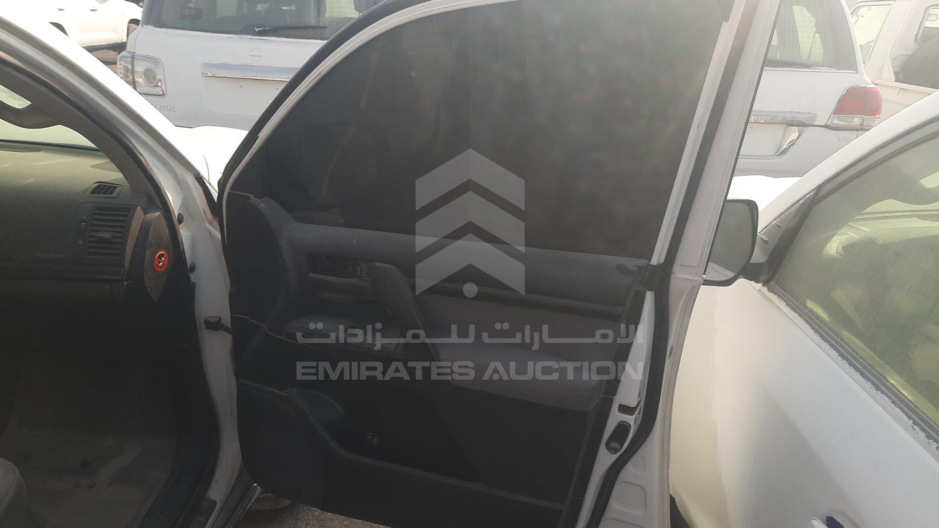 2011 TOYOTA LAND CRUISER VIN: JTMDU09J3B4034785