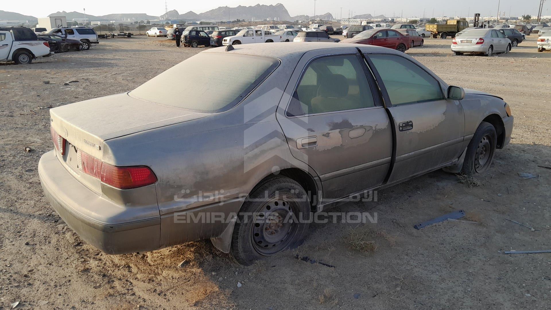 2001 TOYOTA CAMRY VIN: 4T1BG22K31U024166