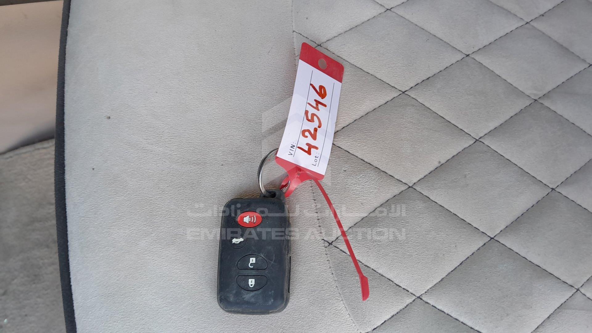 2011 TOYOTA LAND CRUISER VIN: JTMHU09J5B4046244