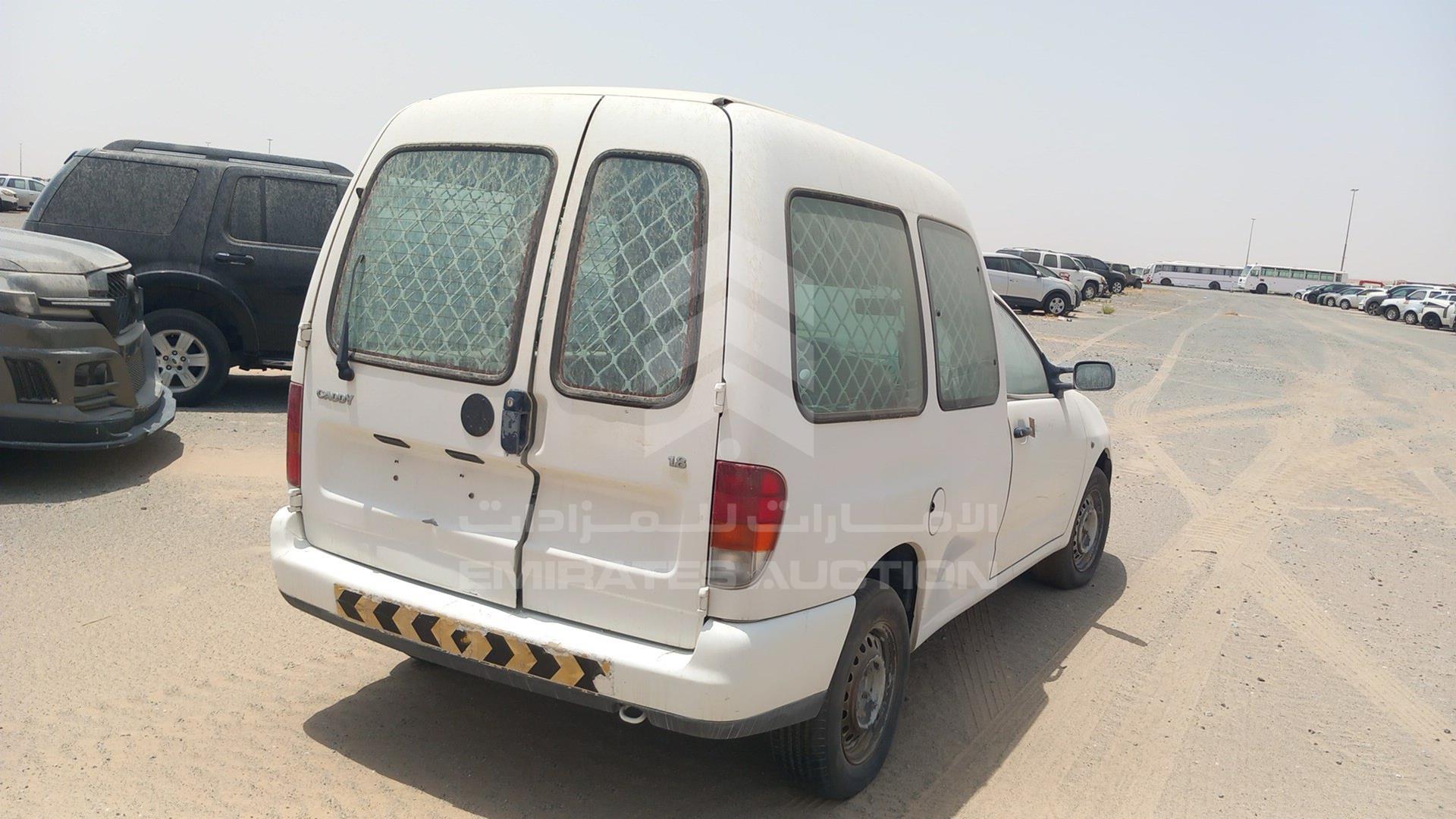 2008 VOLKSWAGEN CADDY VIN: 8AWLC09E89A004588