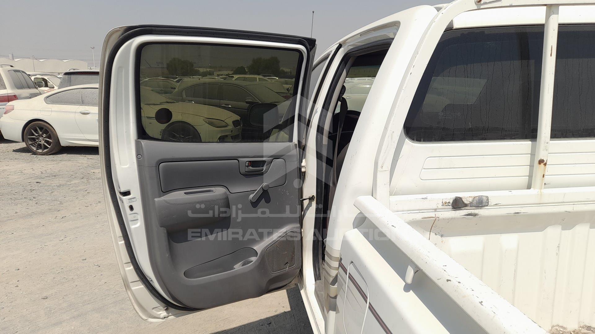 2010 TOYOTA HILUX VIN: MR0FX22G0A1035615