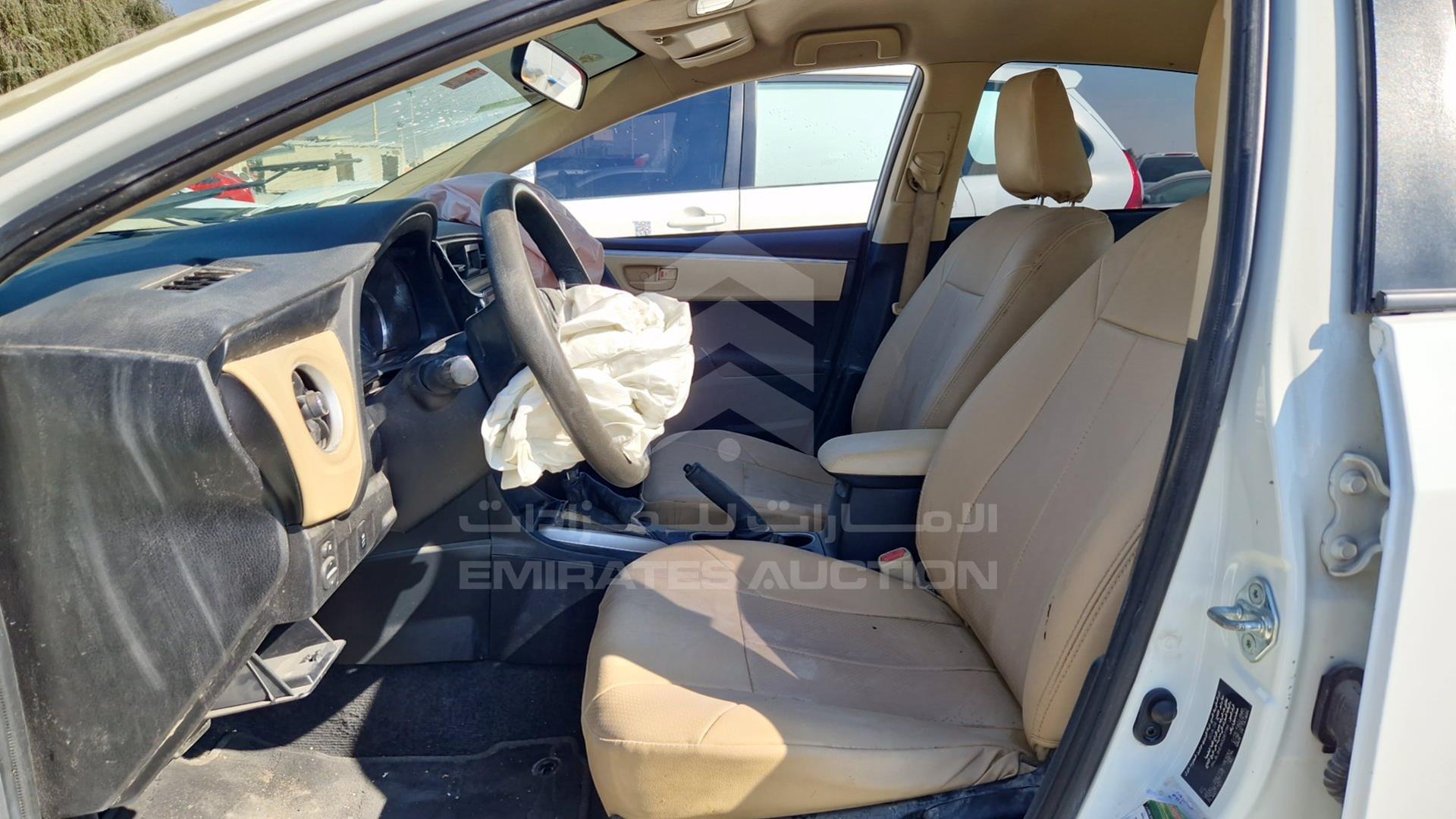 2019 TOYOTA COROLLA VIN: RKLBL9HE4K5267784