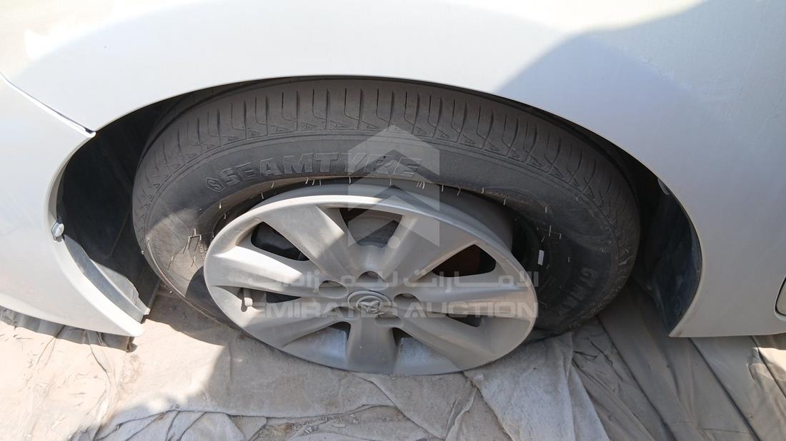2015 Toyota Corolla - Scrap without document — Front Left Tyre — Photo 21