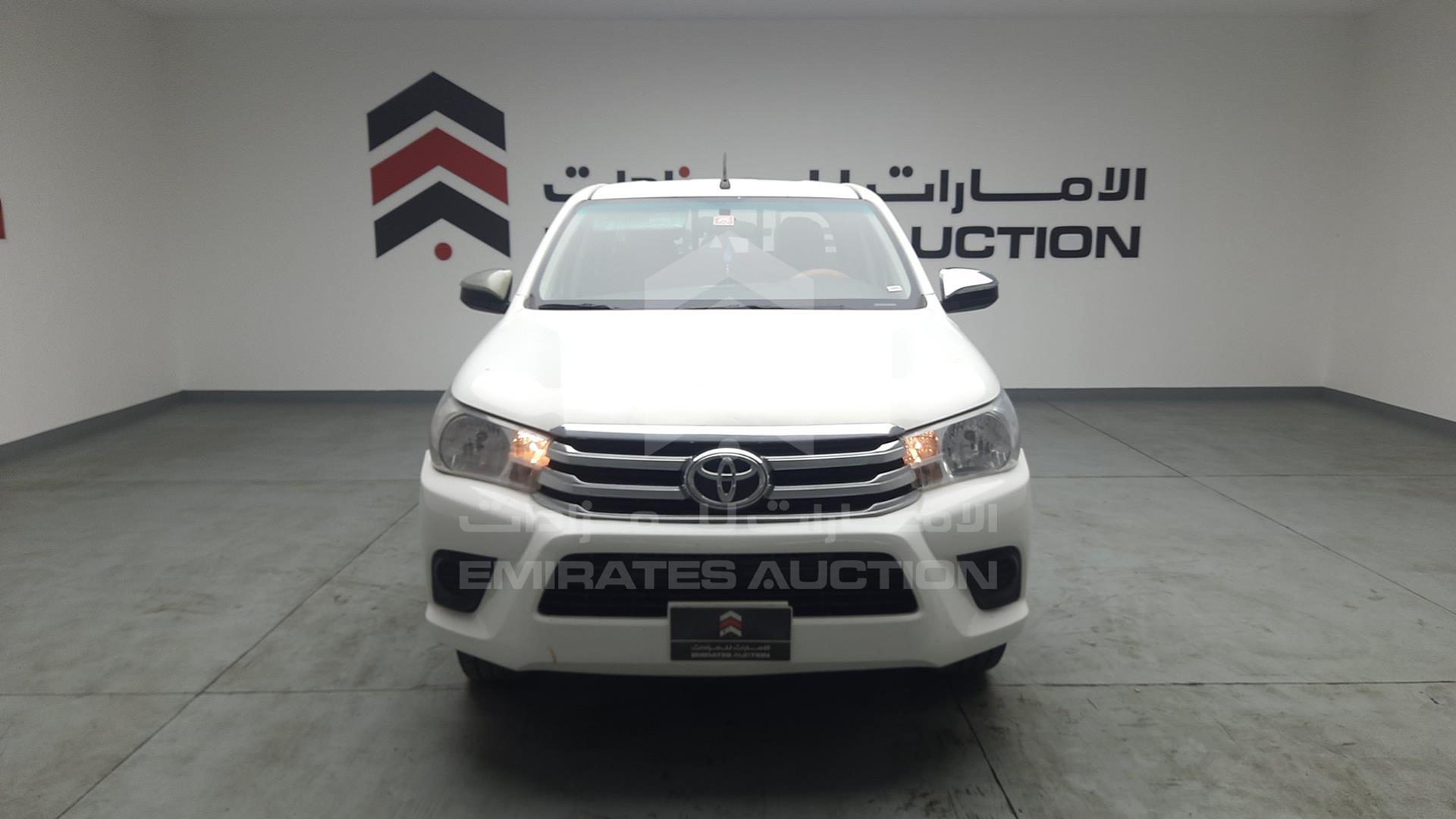 2017 TOYOTA HILUX VIN: MR0CX8CD3H0542227