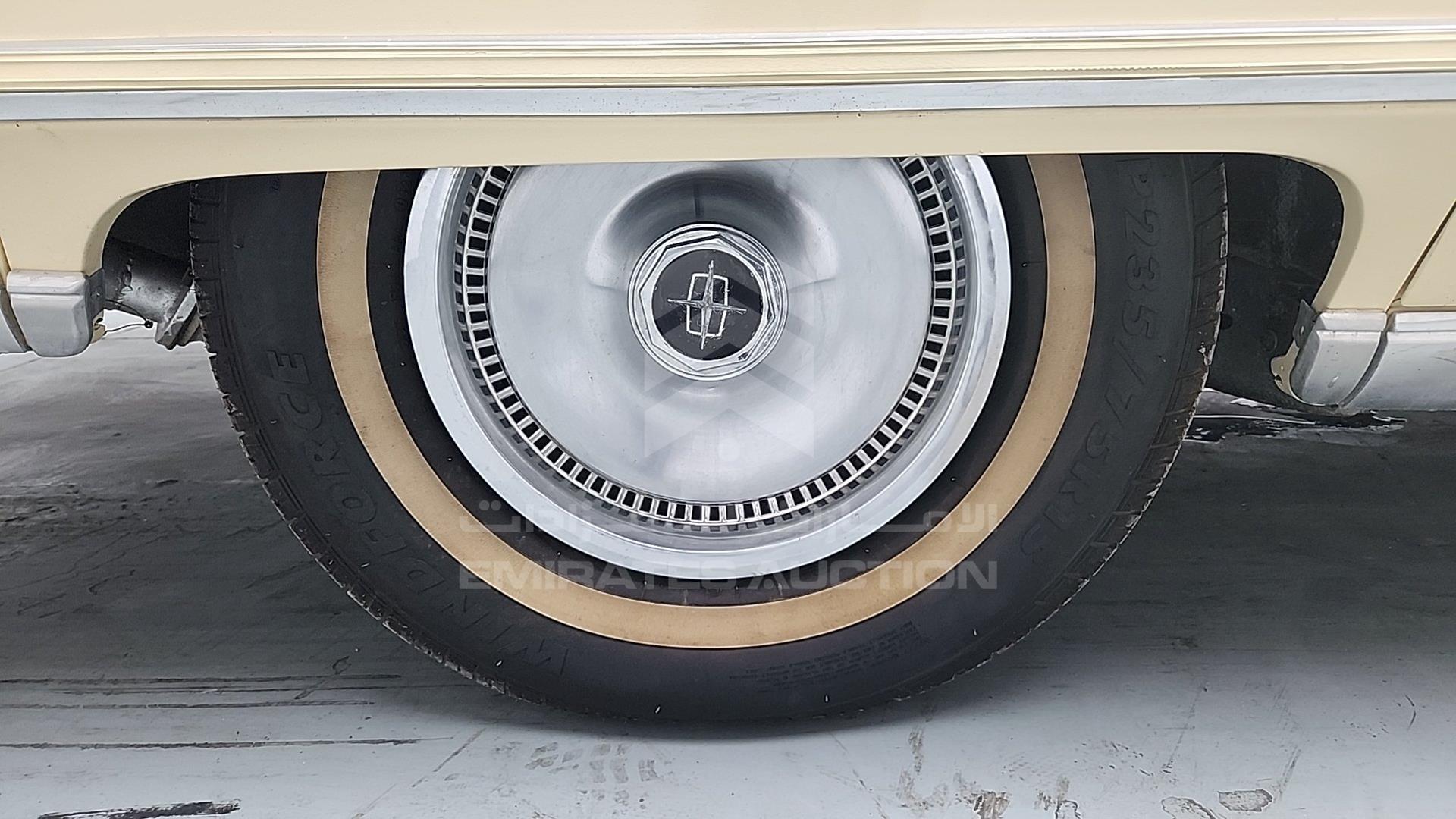 1977 LINCOLN CONTINENTAL VIN: 7Y82A847366