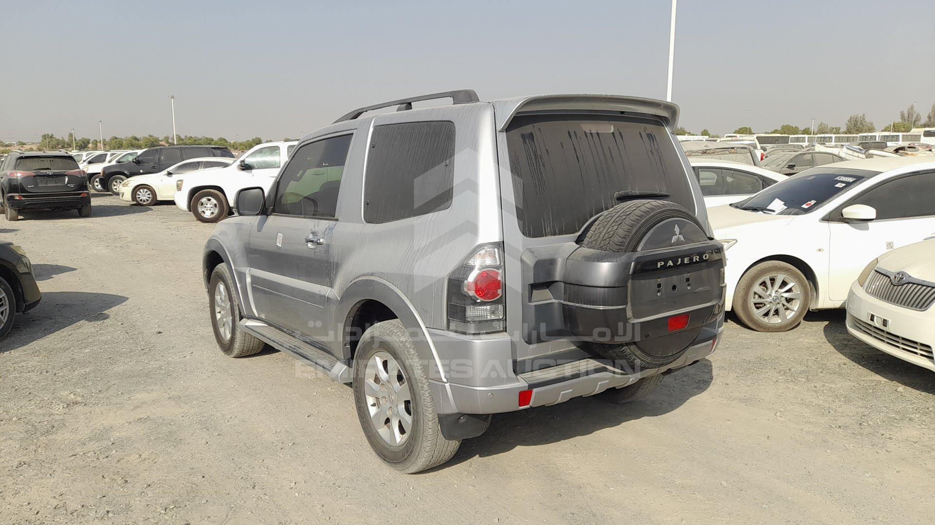 2016 MITSUBISHI PAJERO VIN: JMYMRV85WGJ710495