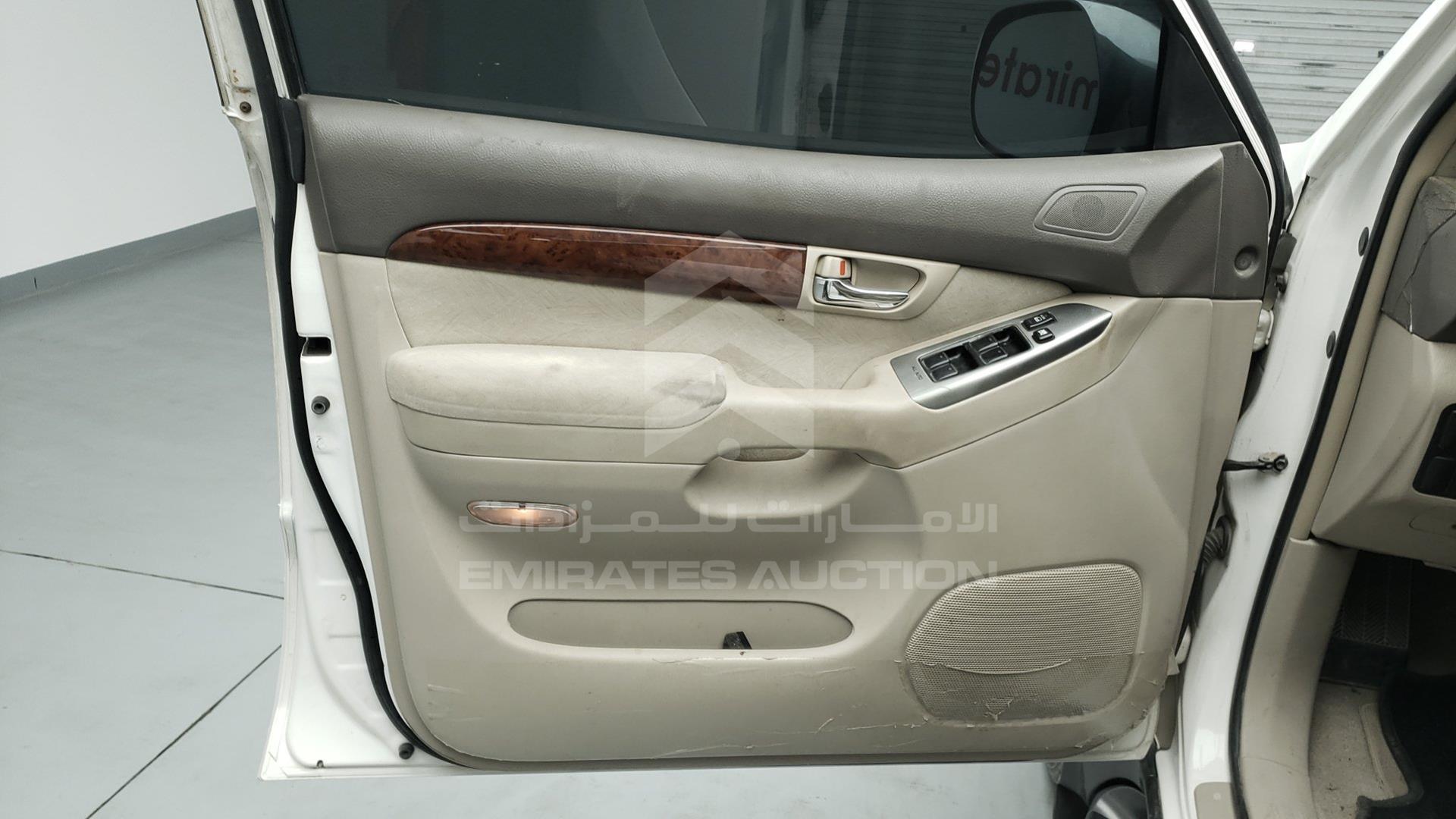 2007 TOYOTA LAND CRUISER PRADO VIN: JTEBU25J775076933